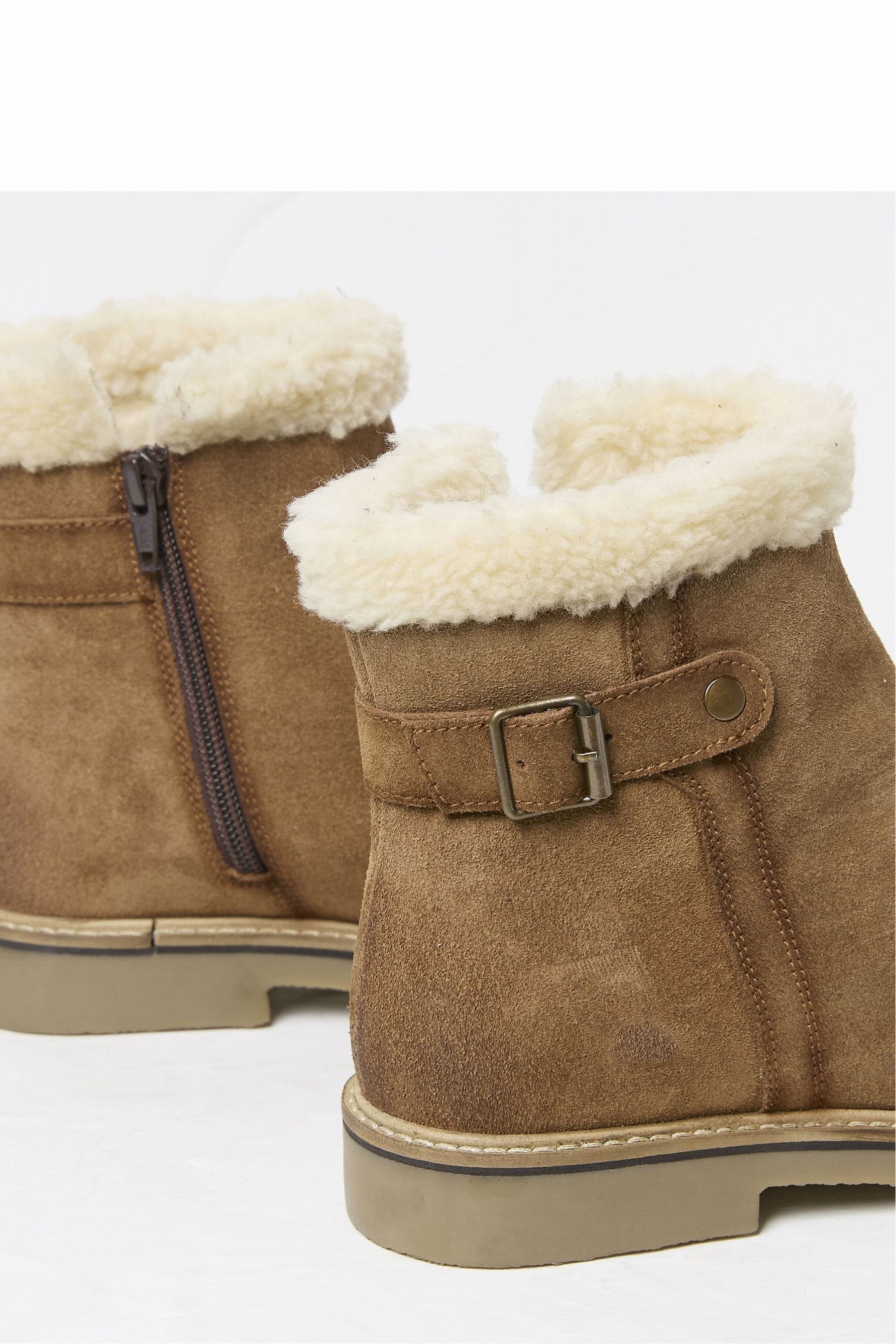 Suede boots for girls store