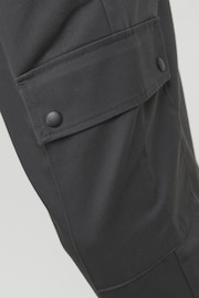 JACK & JONES Wide Tapered Cargo Trousers - 圖片 5，共 5