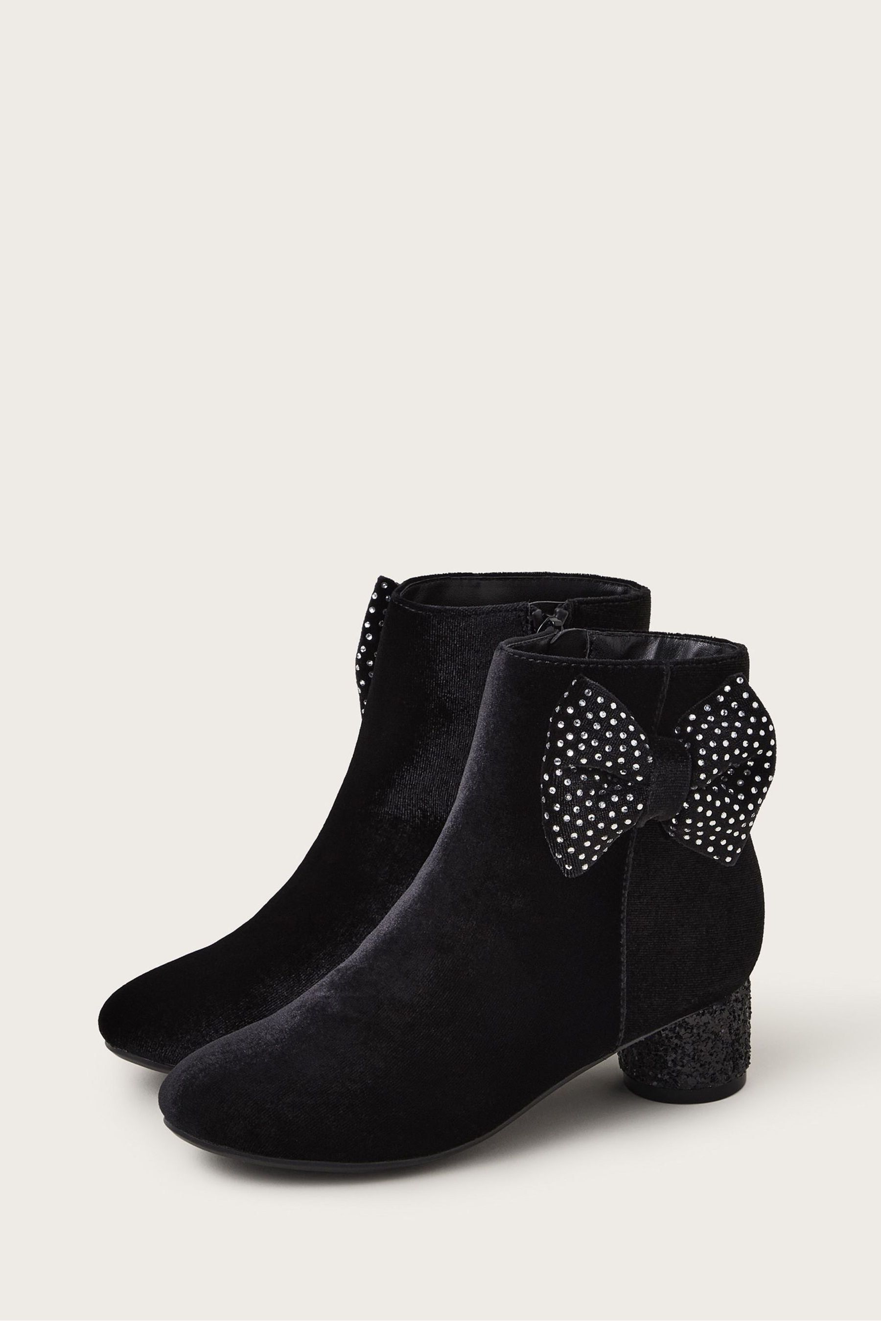 Black velvet boots uk top