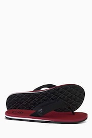 Foamlife Red Mens Traa Flip Flops - Image 3 of 5