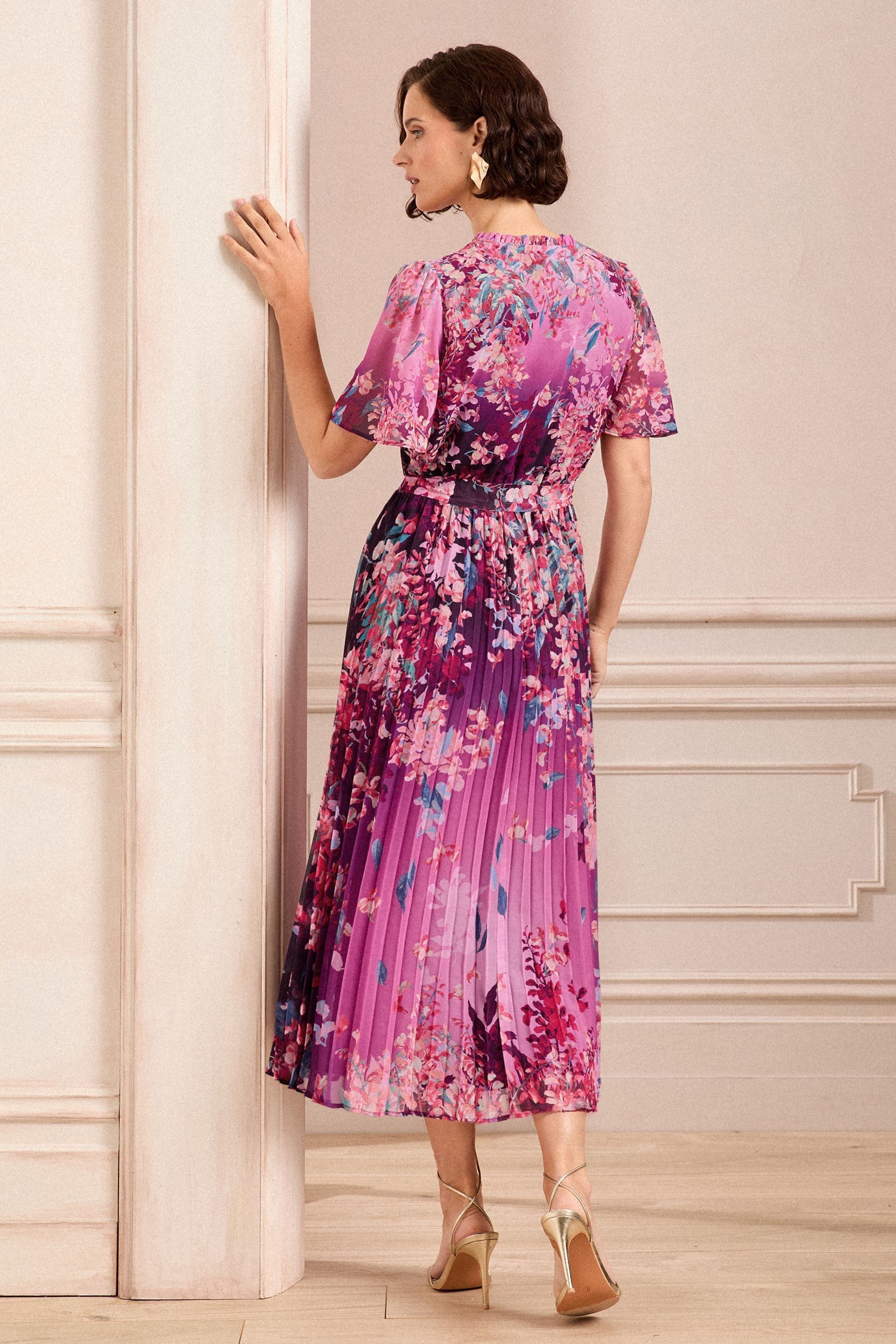 Pleated skirt dress next outlet