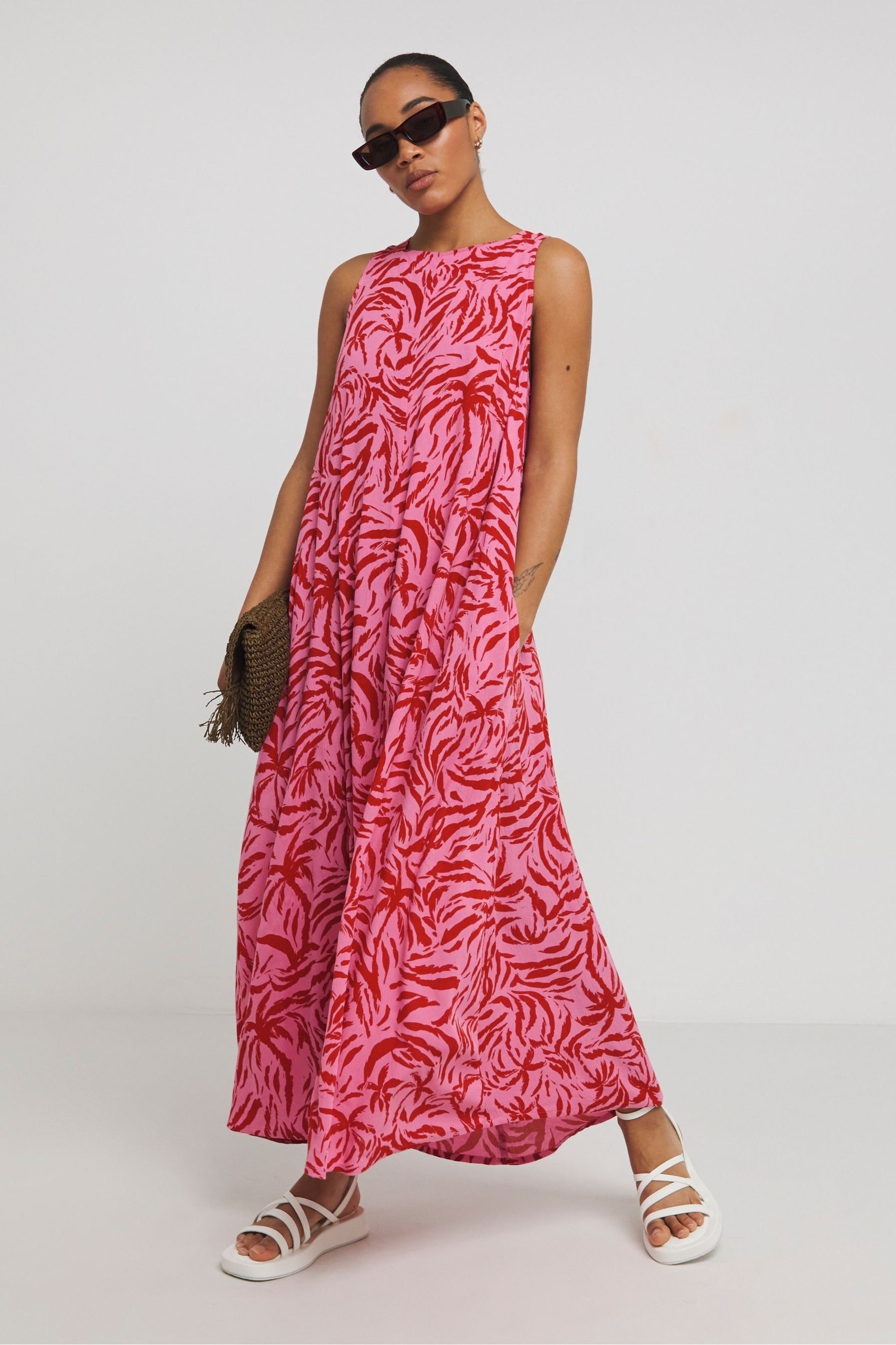 Simply Be Pink Crinkle Trapeze Maxi Dress - Image 1 of 4