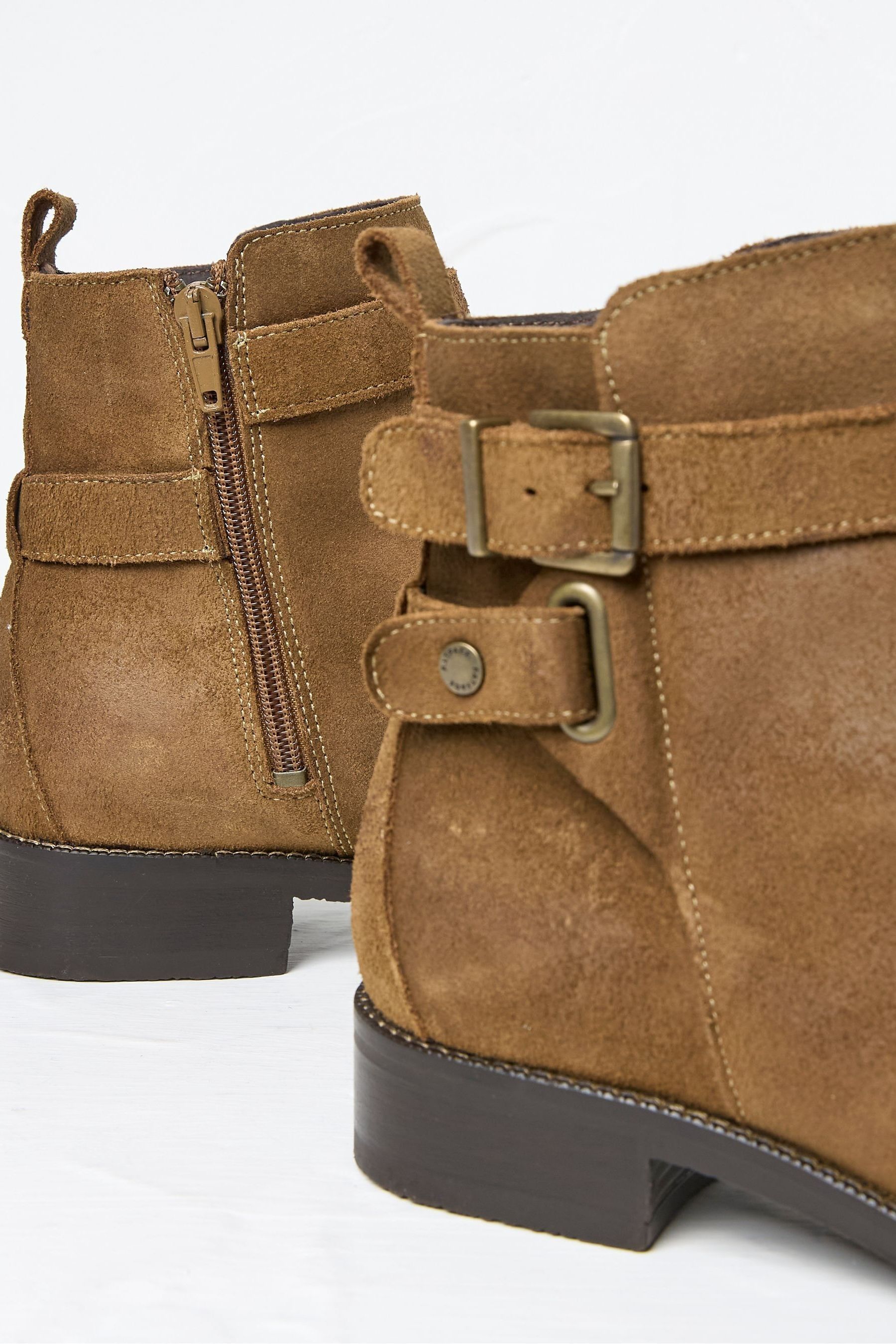 Tan buckle boots hotsell