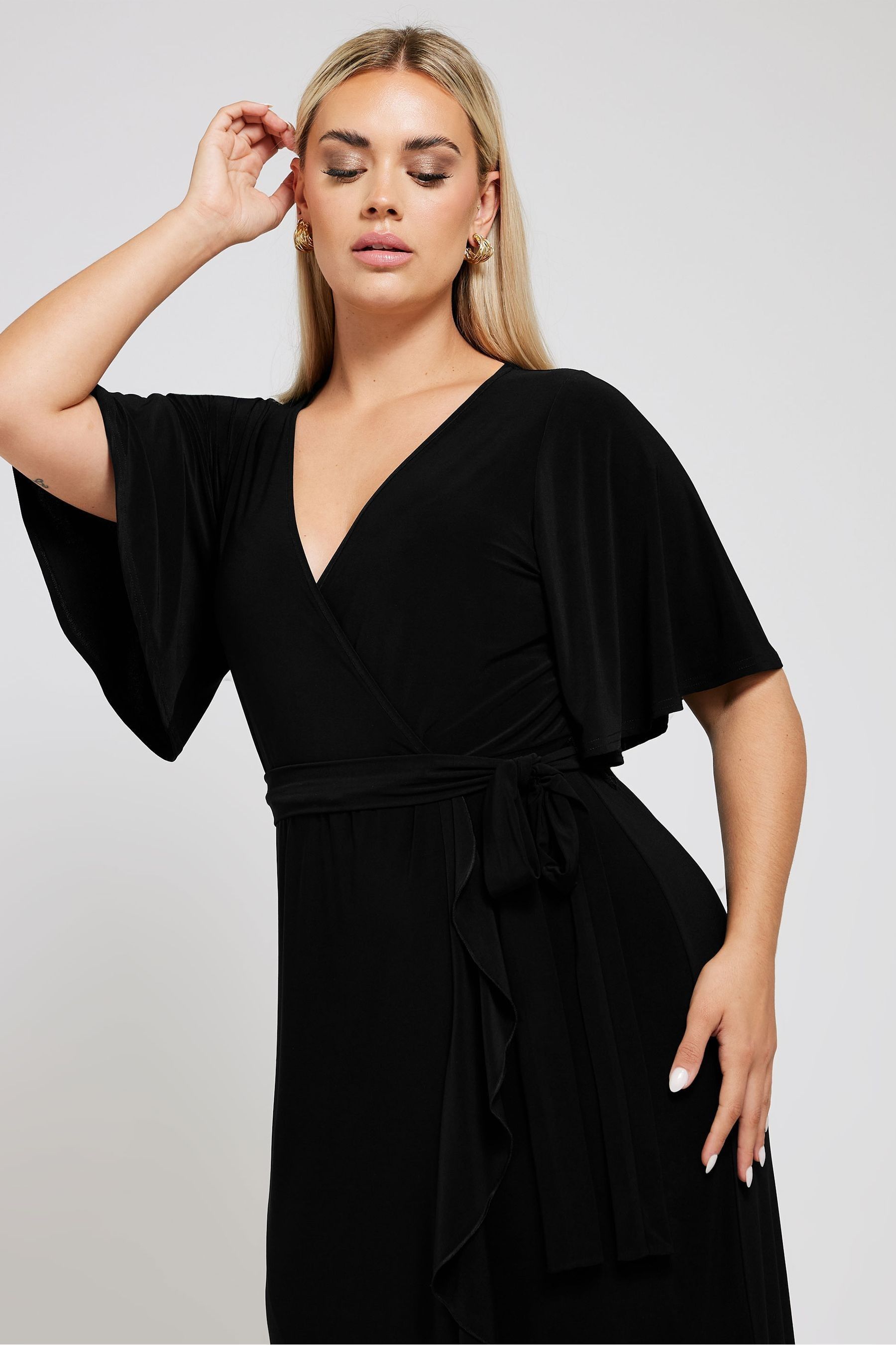 Wrap dress ruffle hem outlet