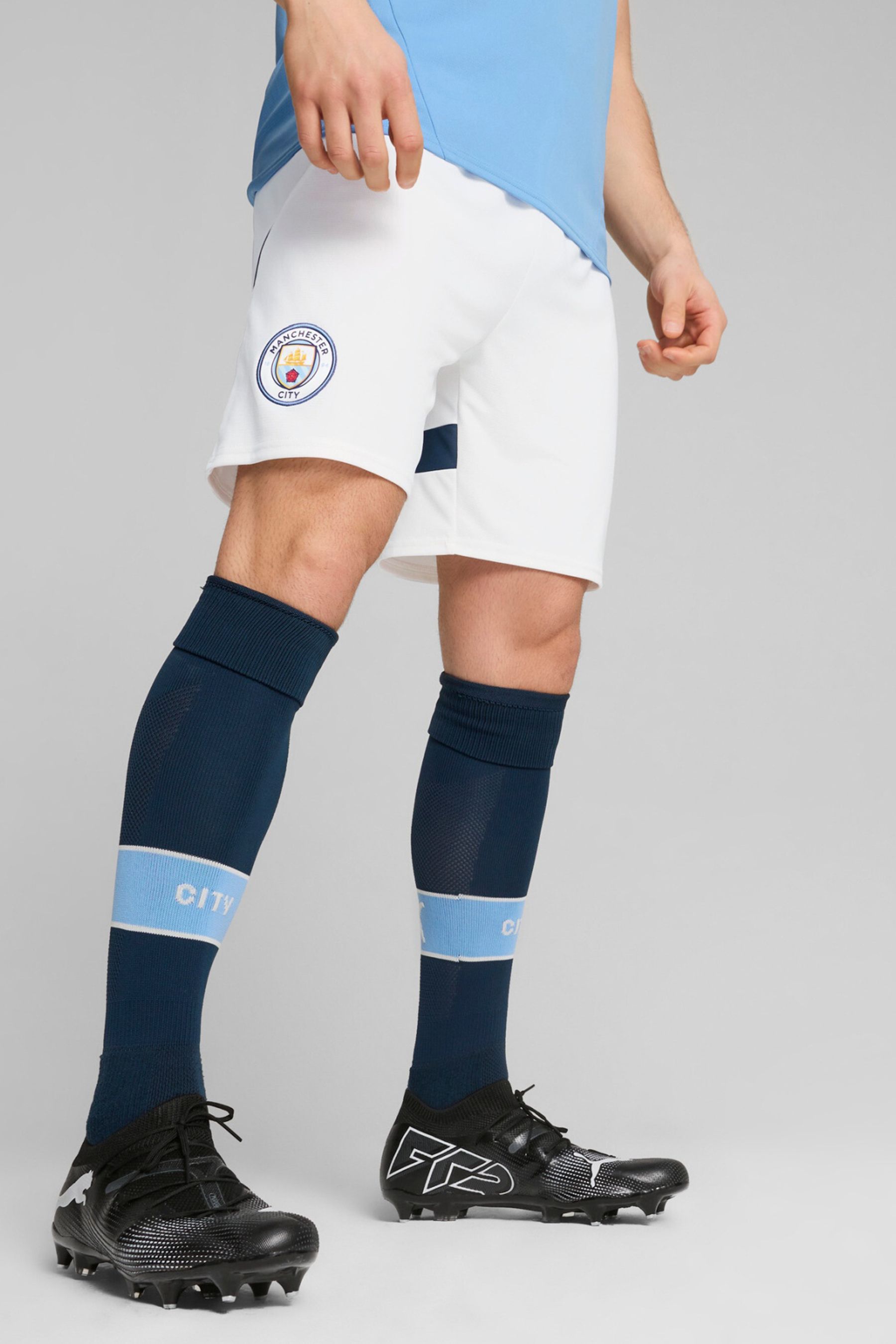 Puma pitch shorts online