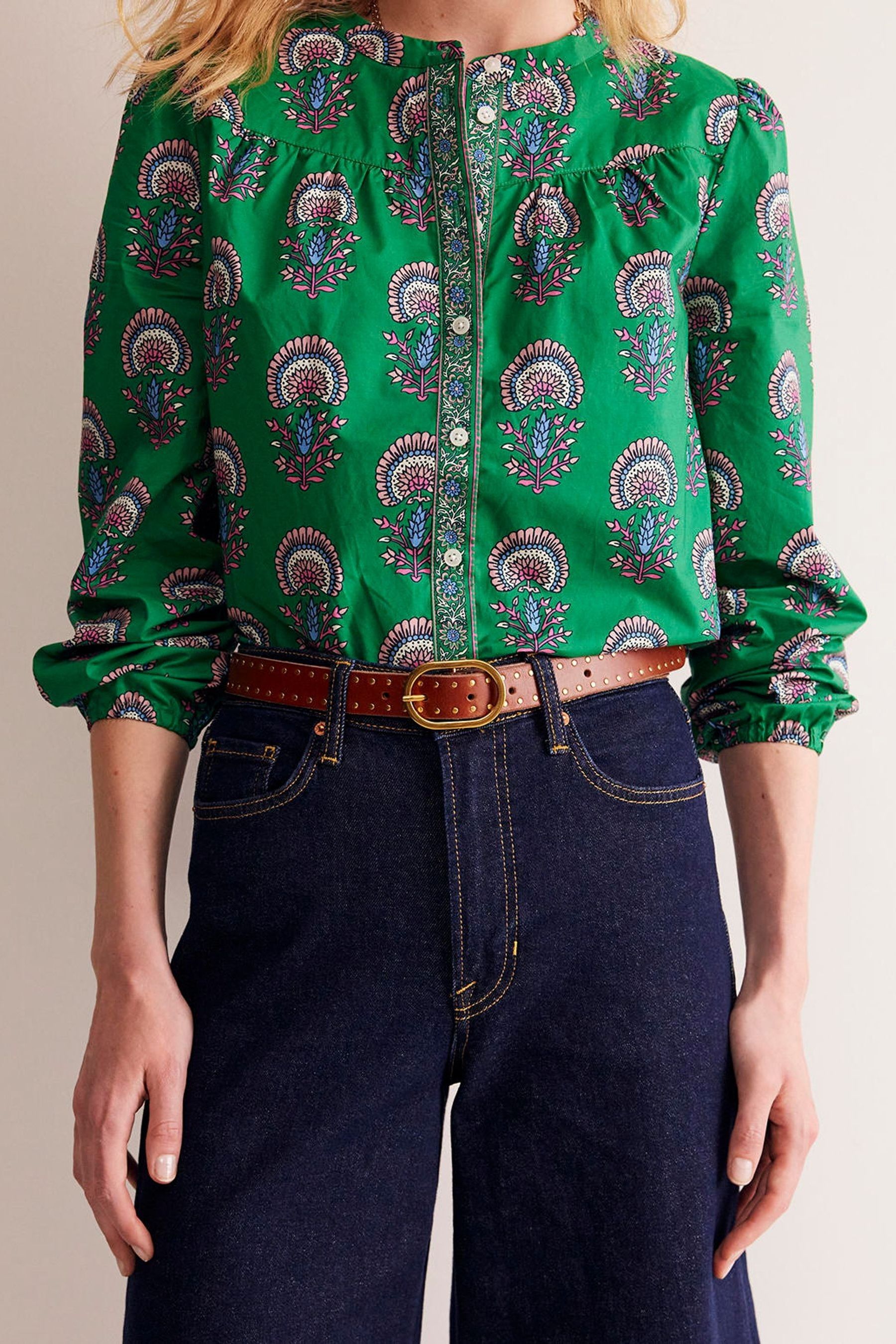 Boden belt shop