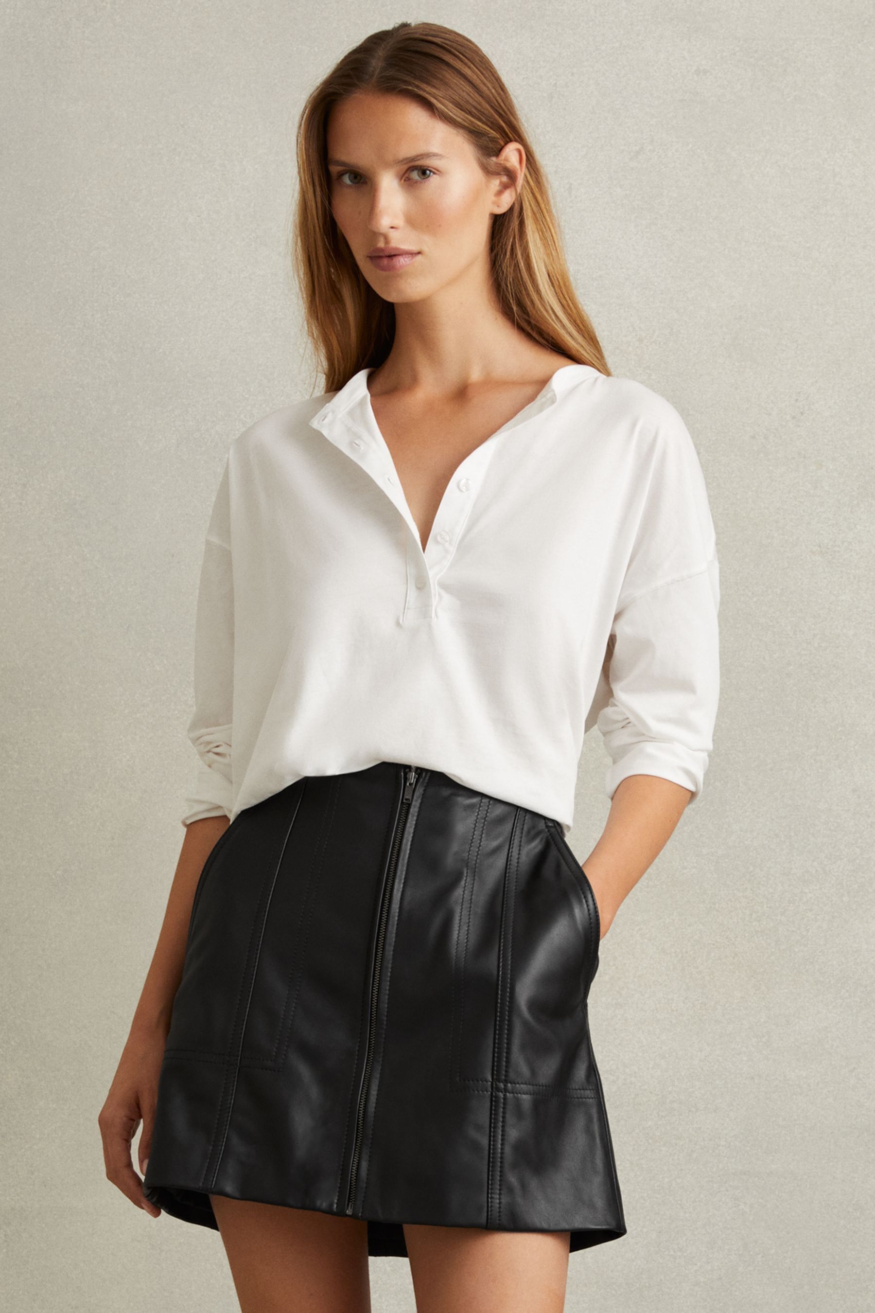 Reiss Black Daria Leather Zip Front Mini Skirt 8 Womens
