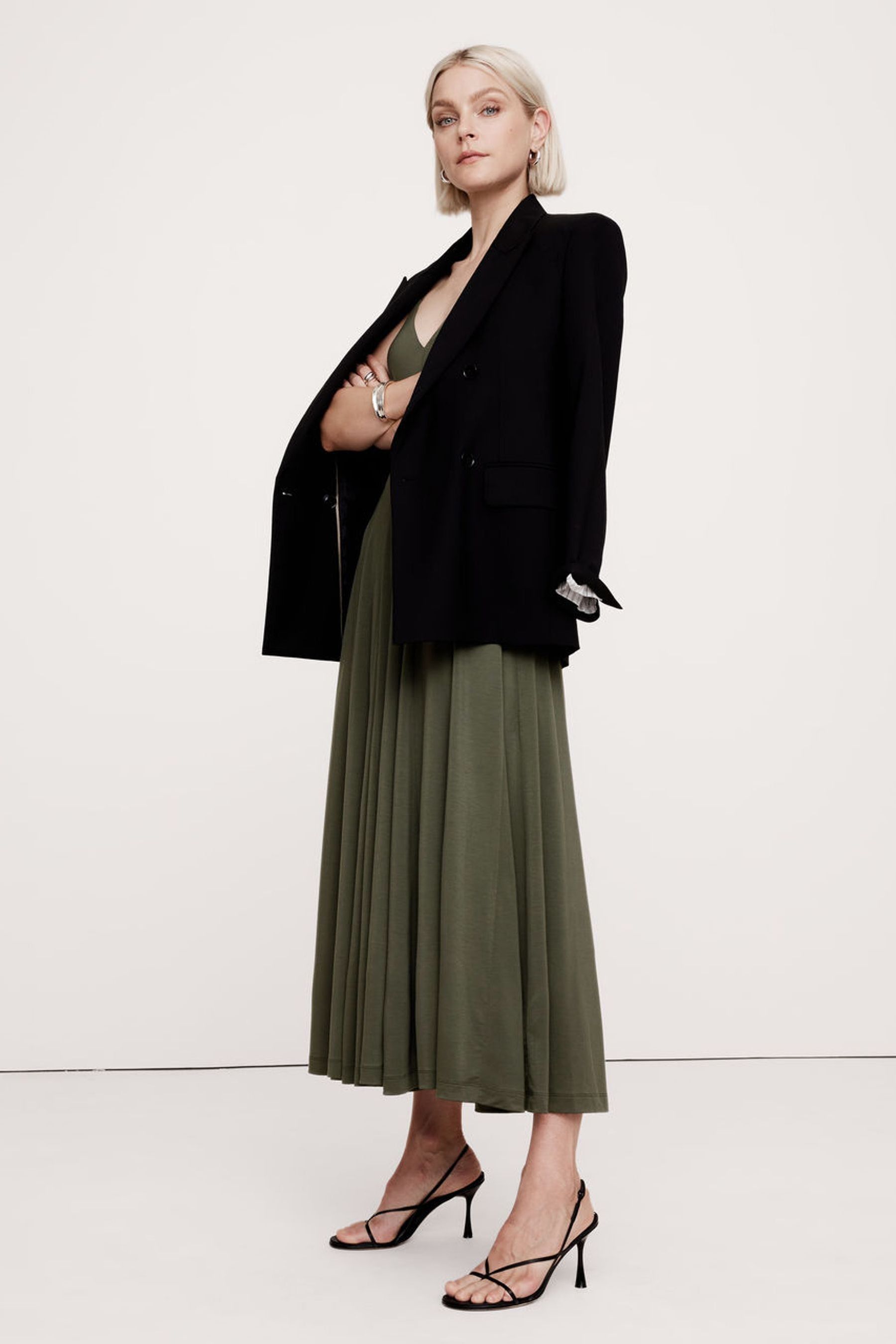 Banana republic khaki dress 2025