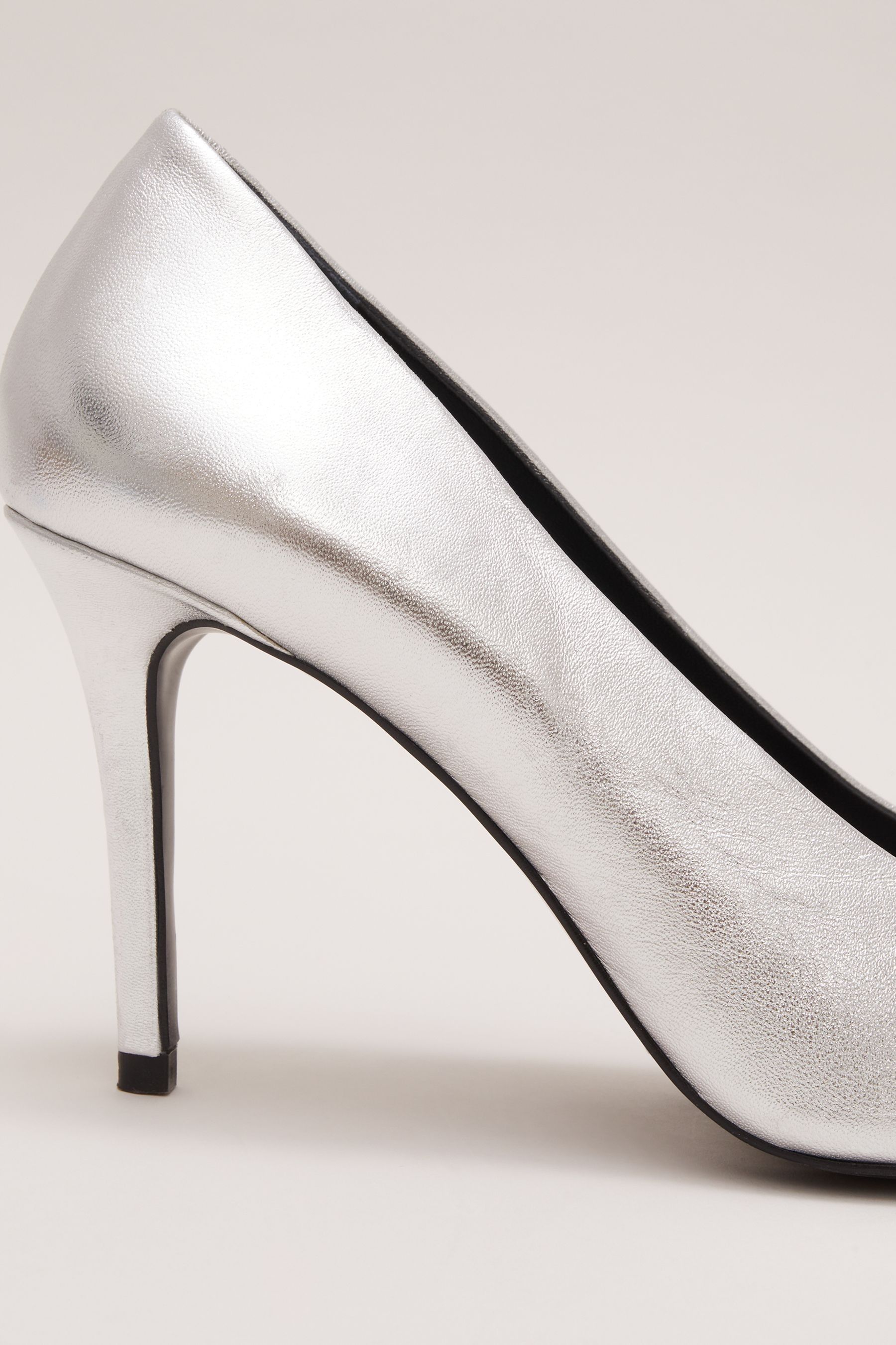 Silver leather court shoes uk best sale