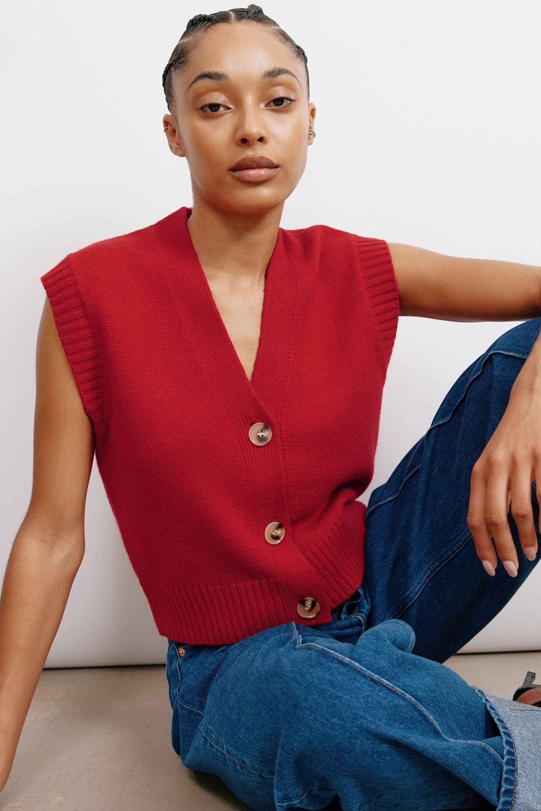 Red button vest deals