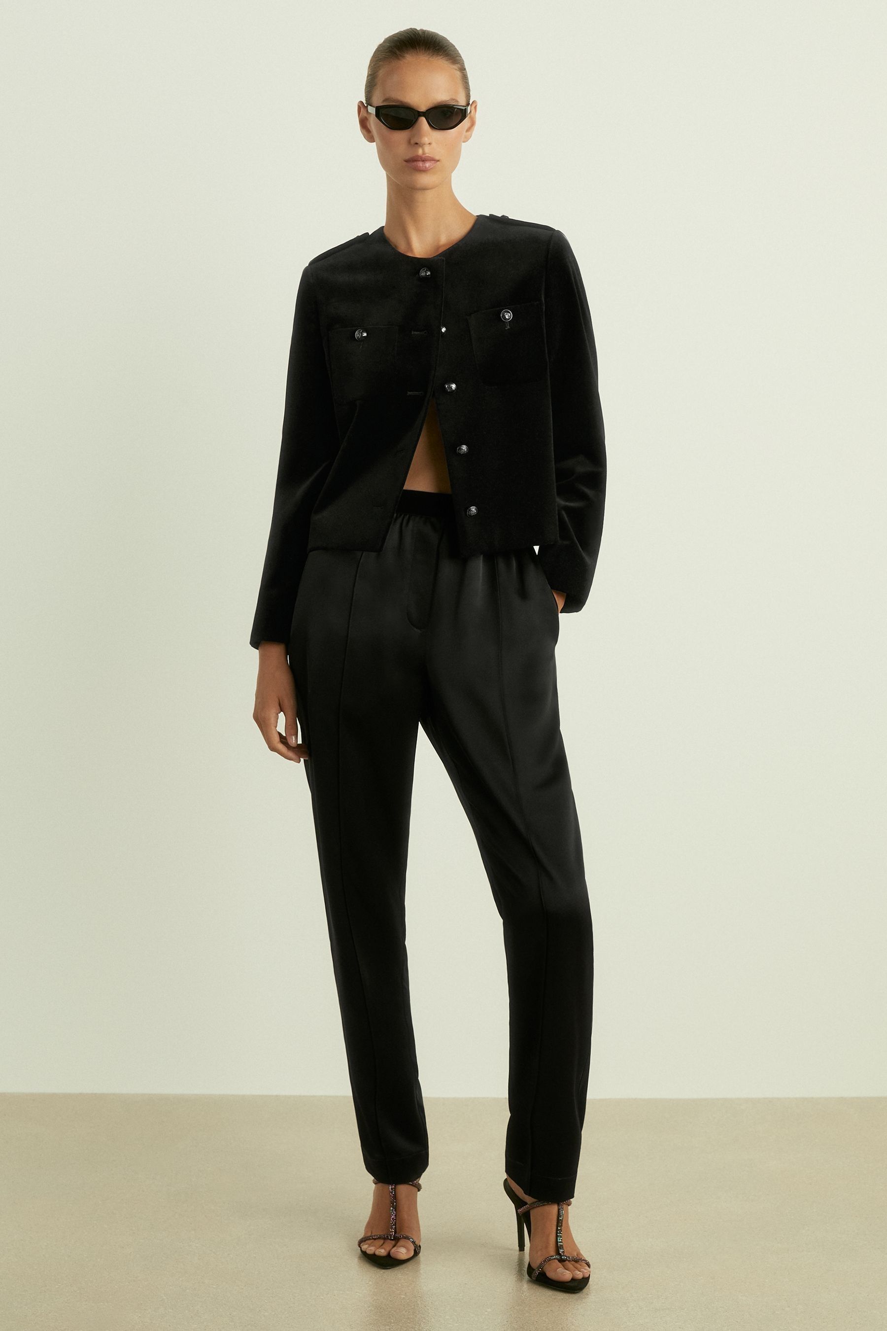 Cropped velvet jacket 2025