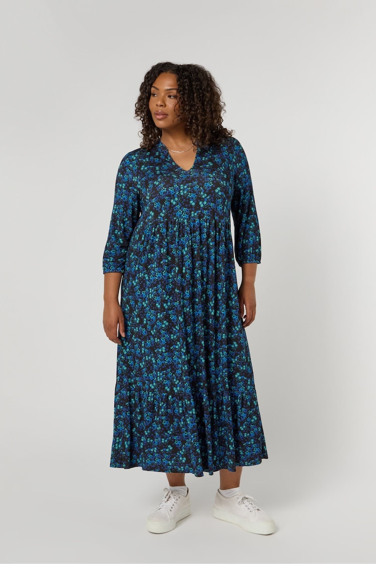 Live Unlimited Curve Blue Ditsy Jersey Nehru Collar Midi Dress - Image 5 of 5