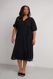 Live Unlimited Curve  Textured Tiered Midi Black Dress - Image 4 of 4