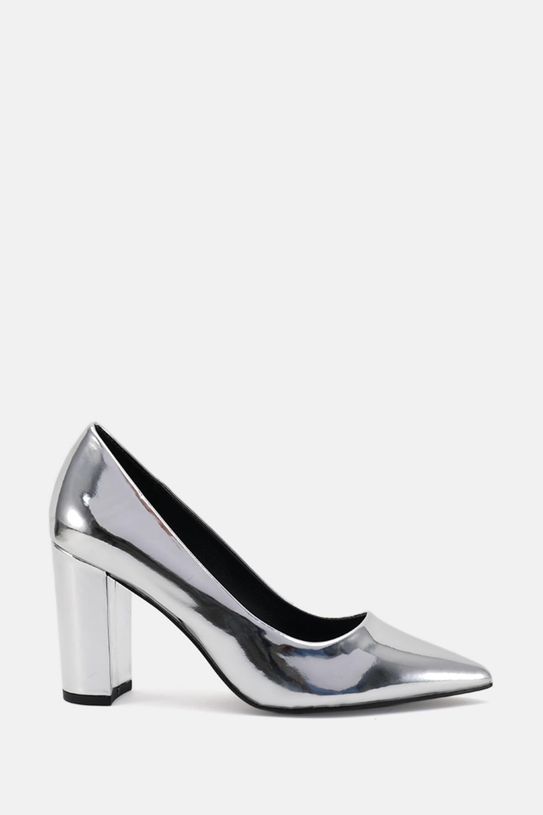 Silver shoes novo discount