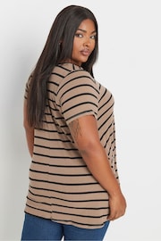 Yours Curve Brown Ribbed T-Shirt - Image 3 of 4