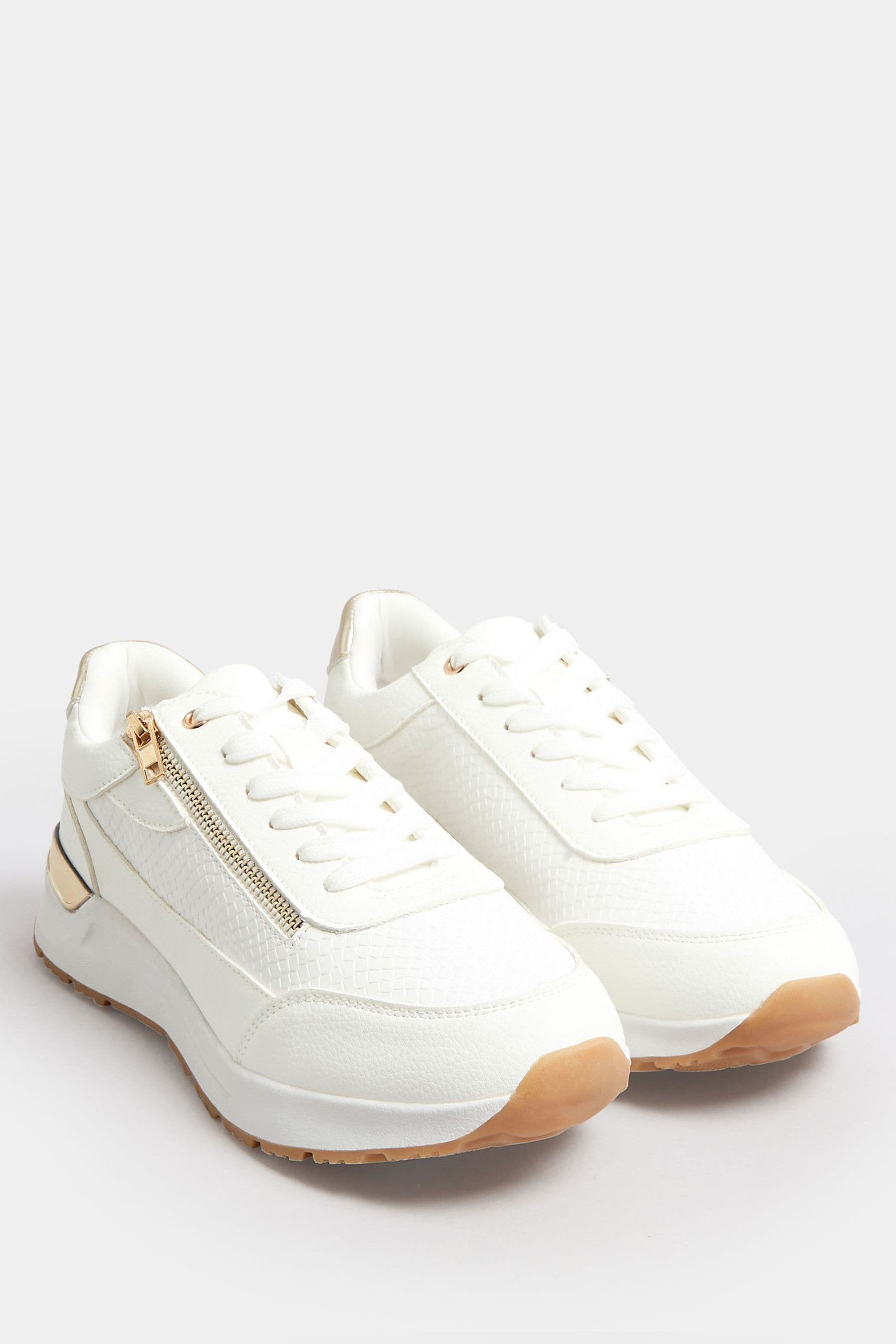 Ee fit trainers top