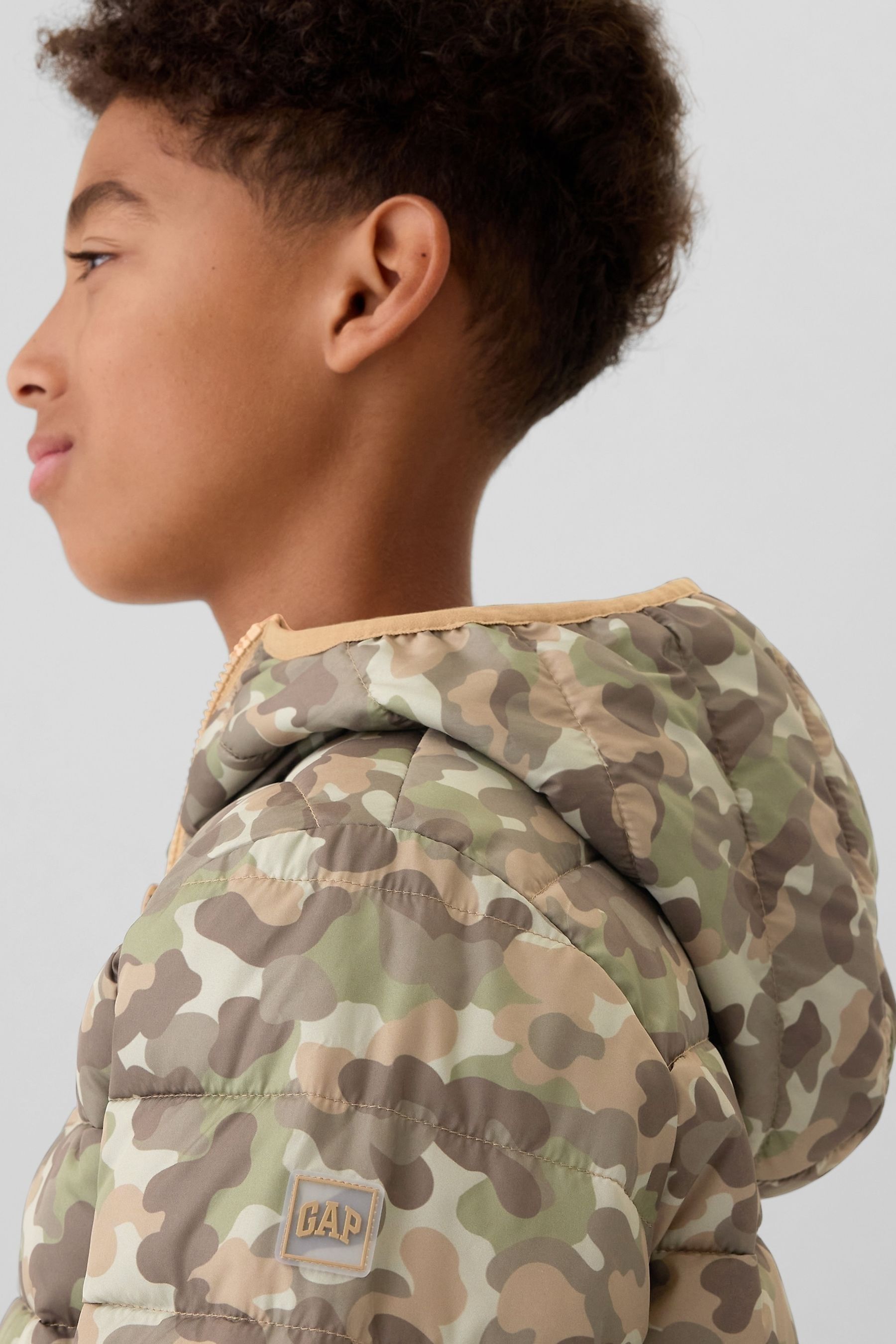 Gap camo jacket discount