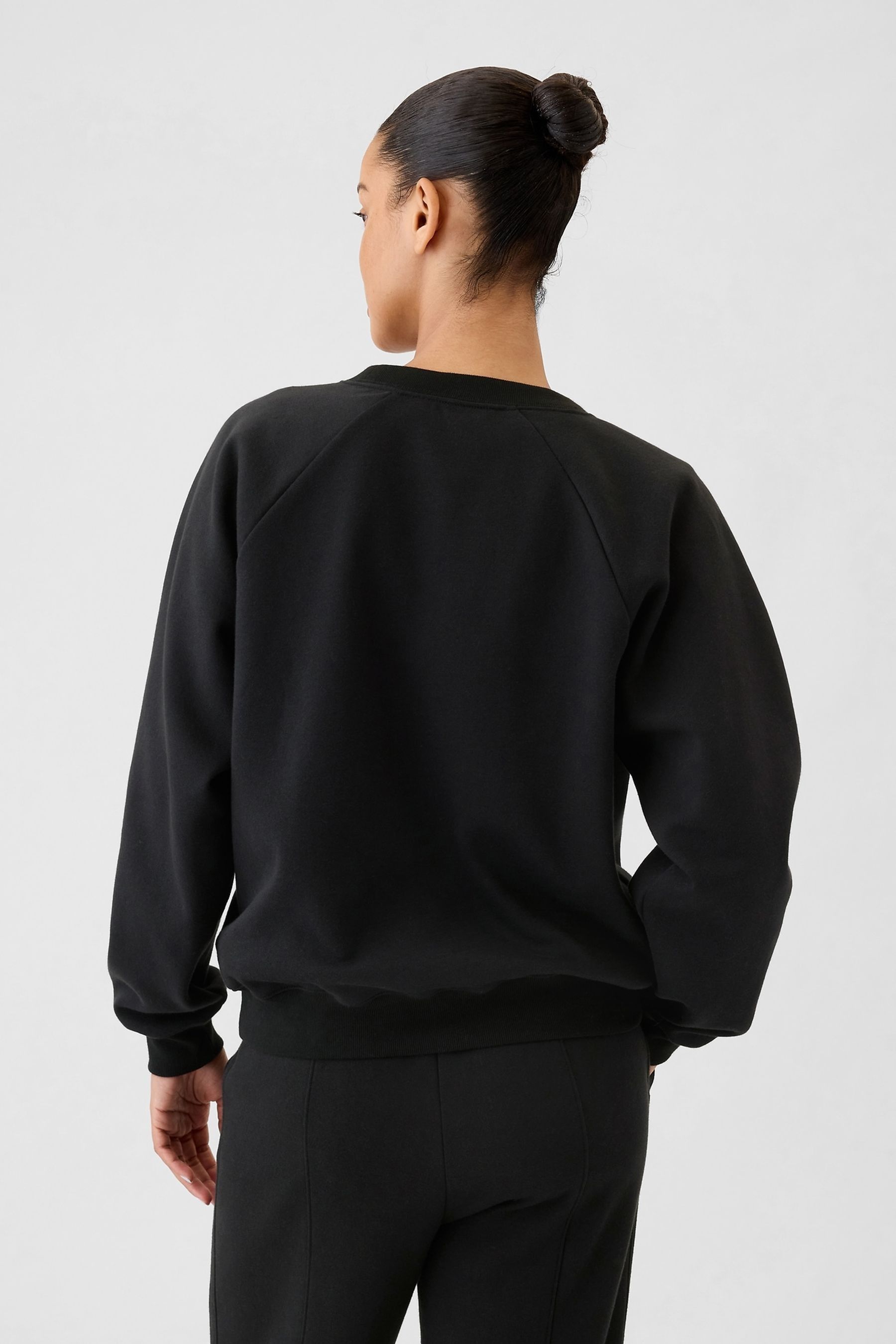 Buy Gap Black Vintage Soft Raglan Crew Neck Sweatshirt from the Next UK online shop