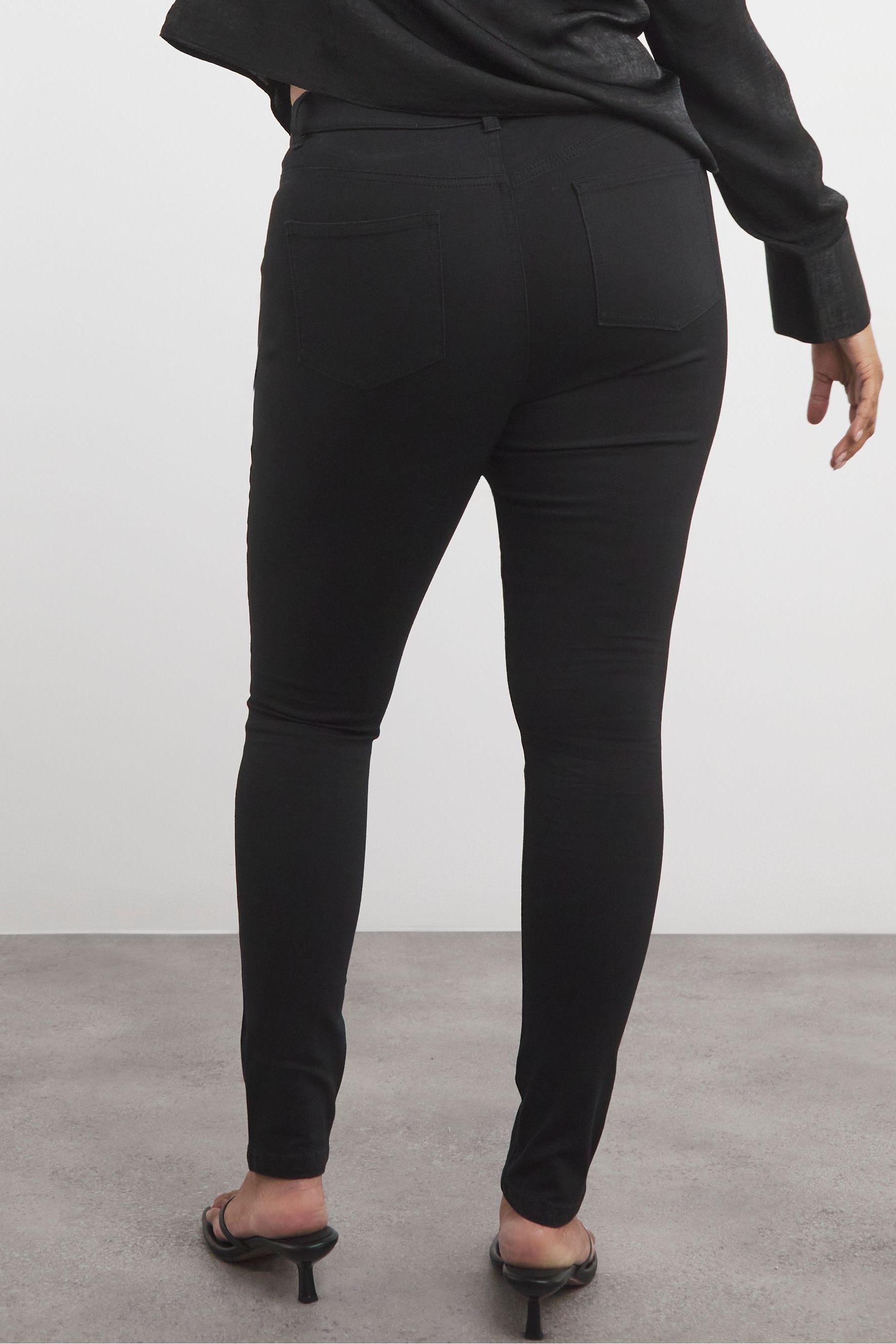 Plus size black skinny jeans shop