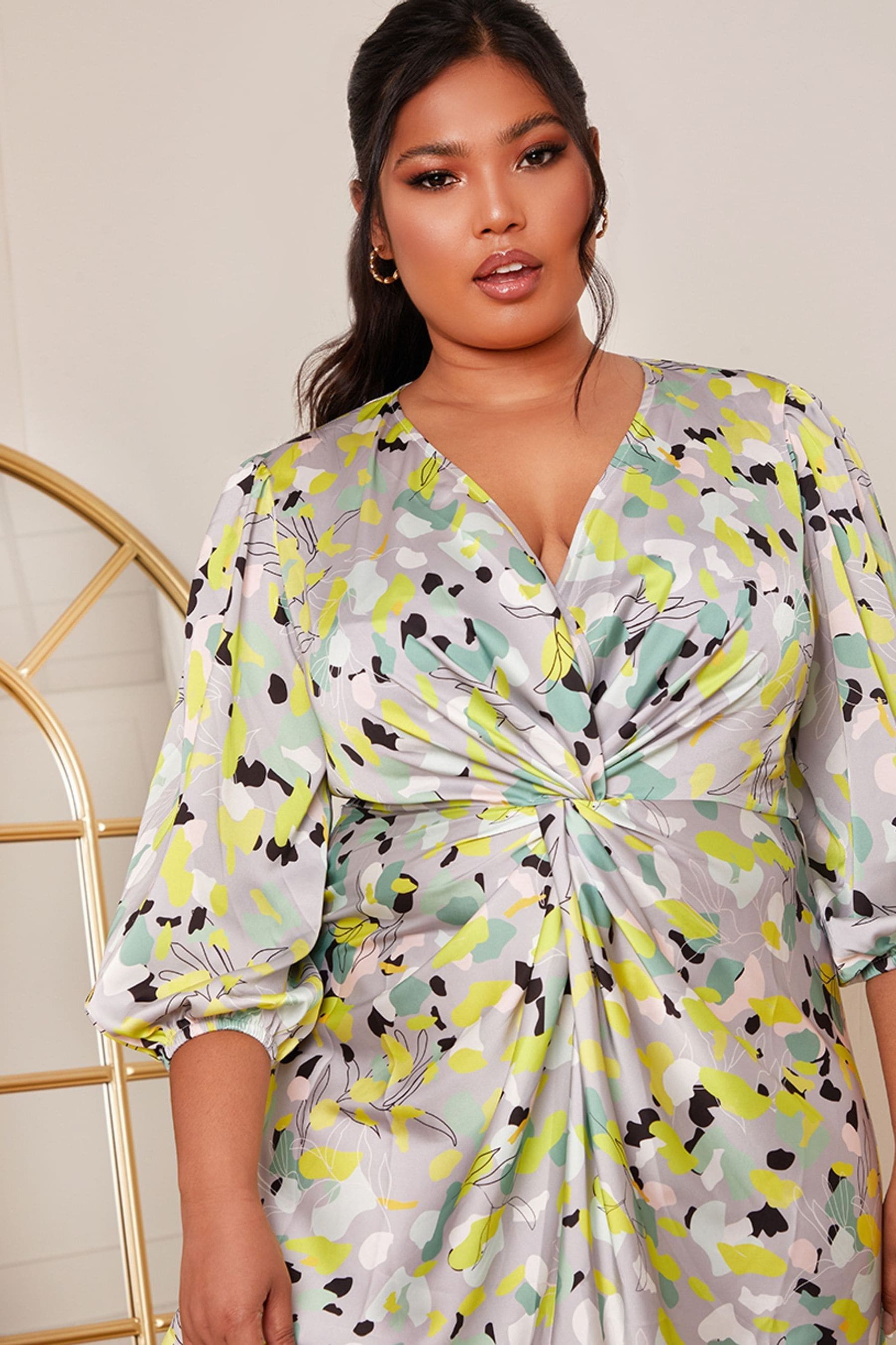 Robe chichi london curve 2025