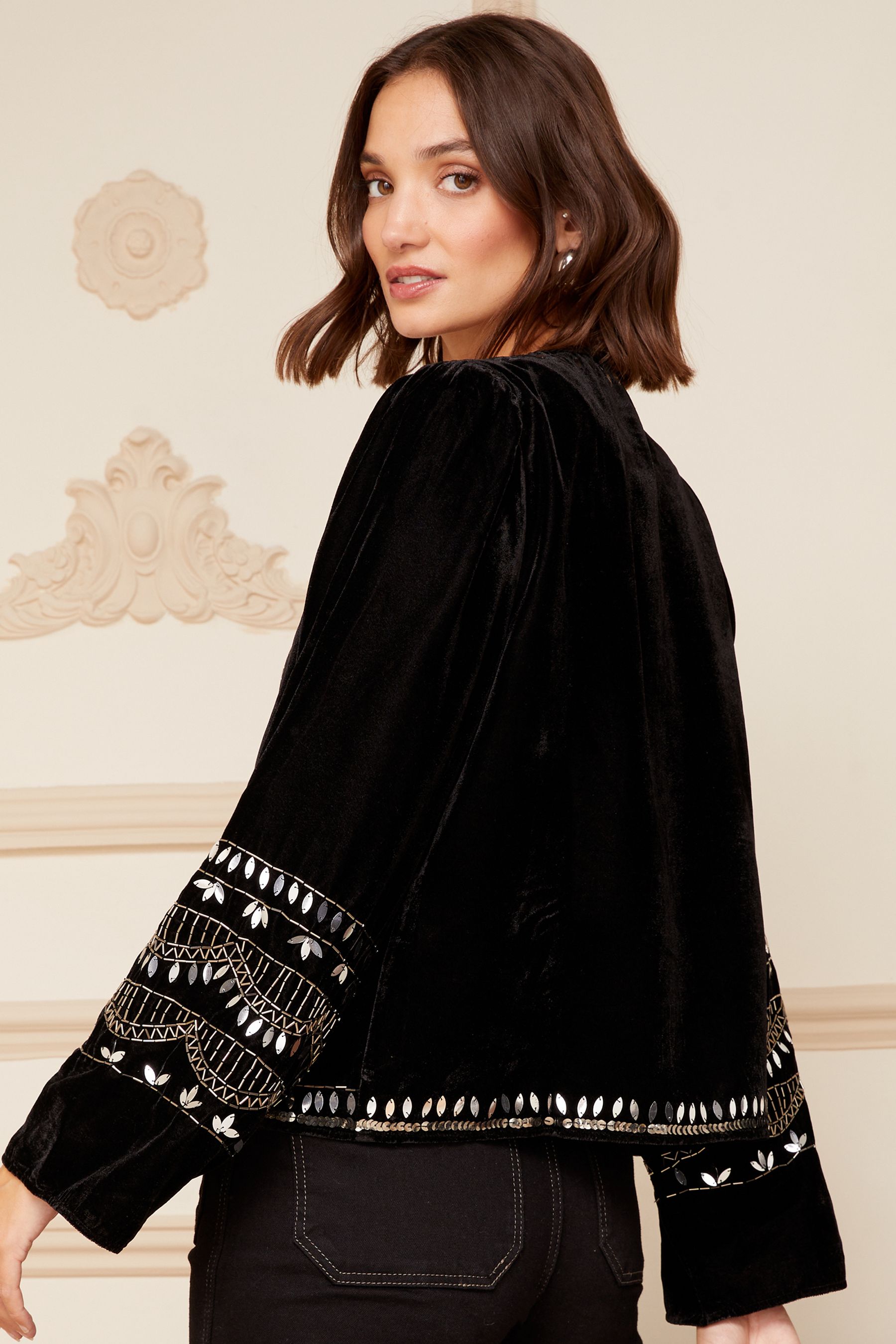 Embellished velvet jacket discount