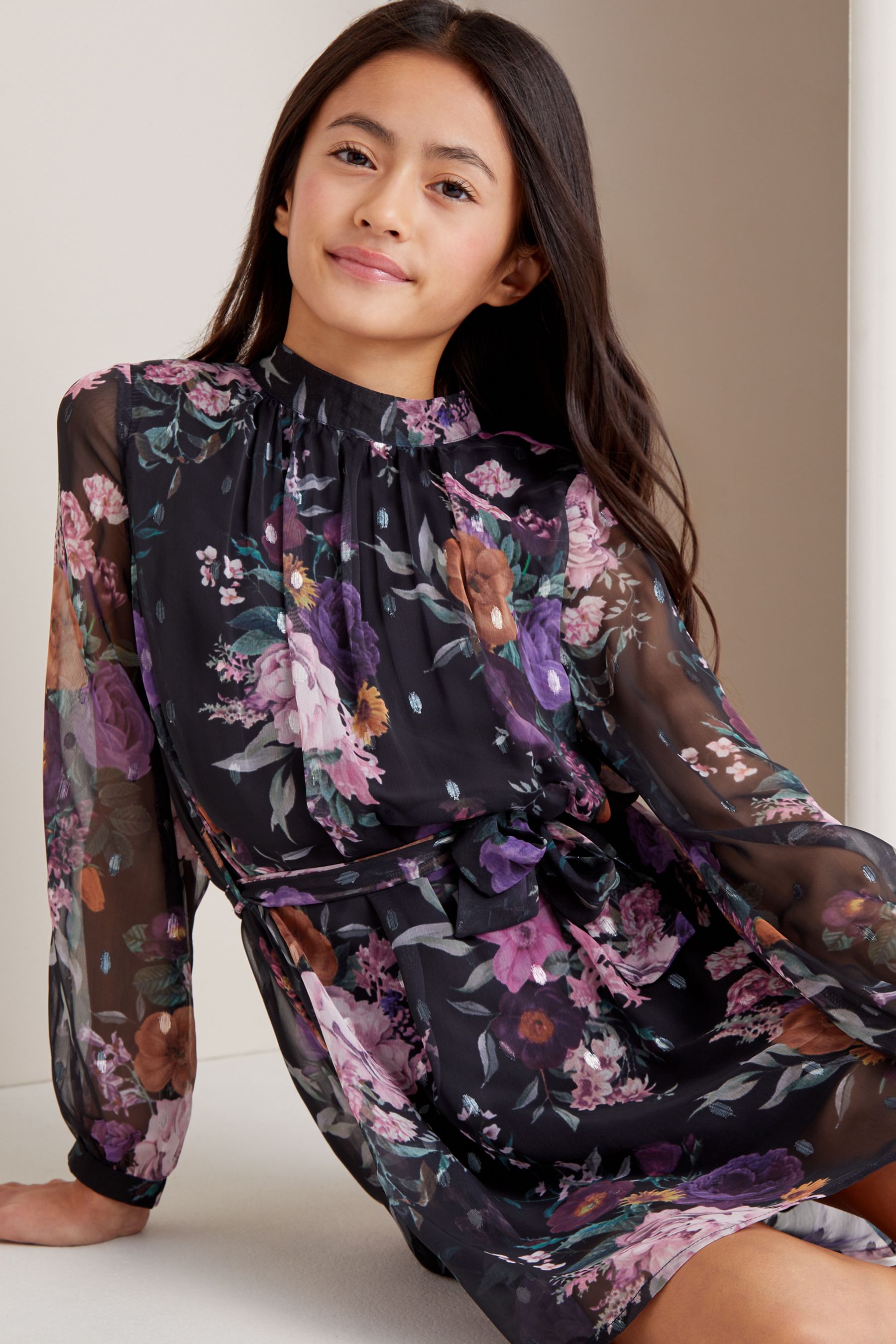 Chiffon sleeve black shift dress hot sale