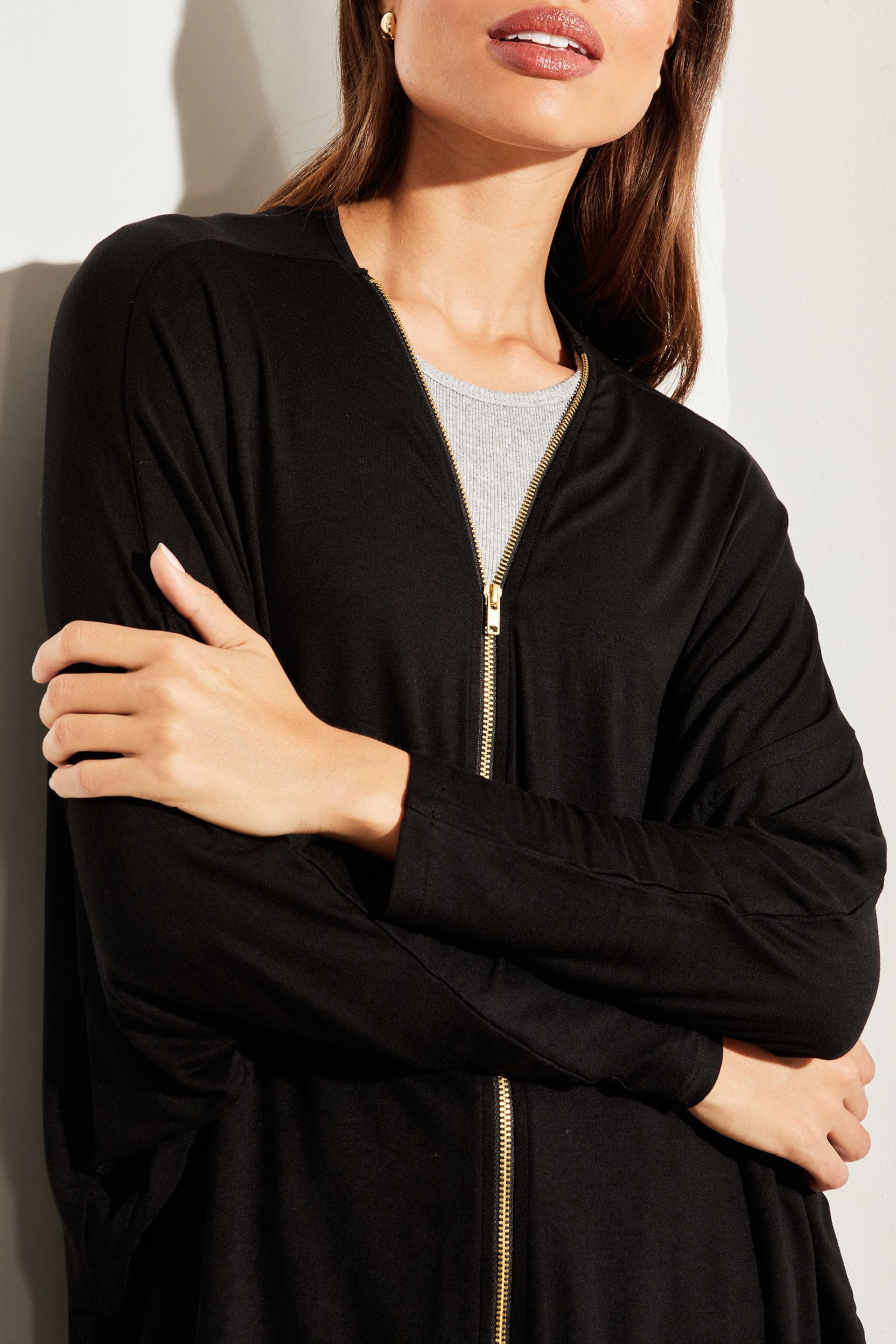 Lipsy Black Long Sleeve Zip Batwing Cardigan - Image 4 of 4