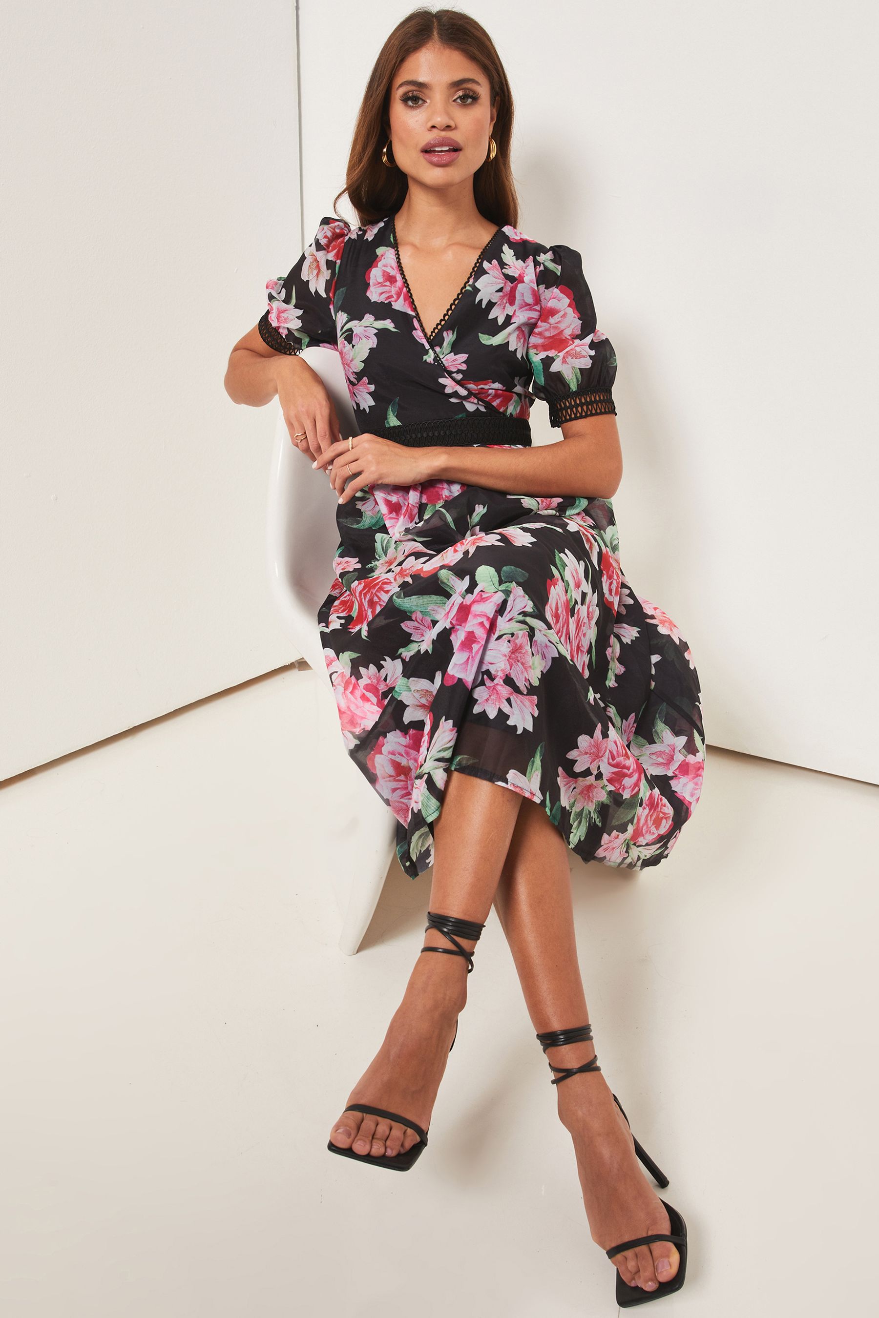 Lipsy floral v neck skater dress new arrivals