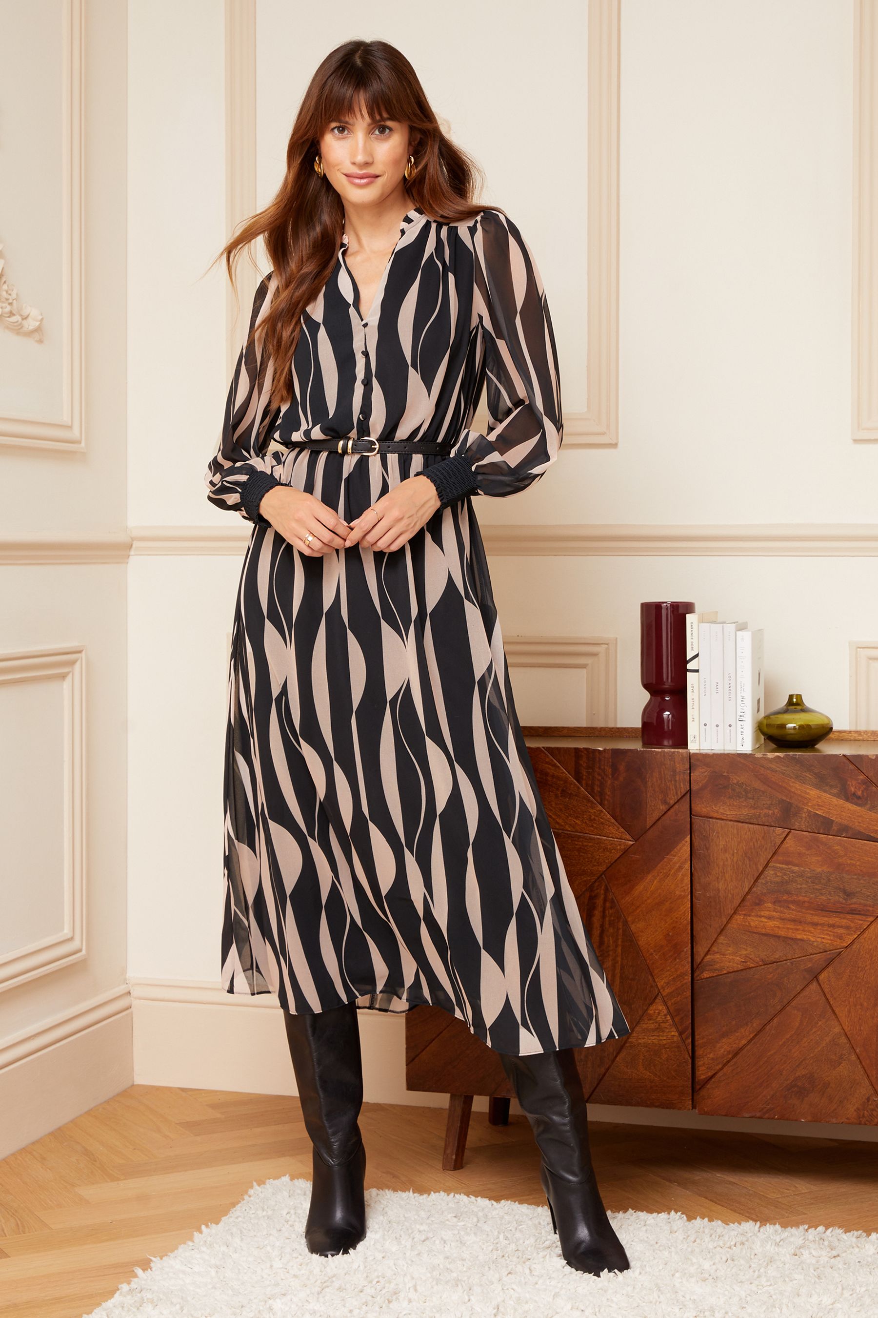 Next geometric dress shop
