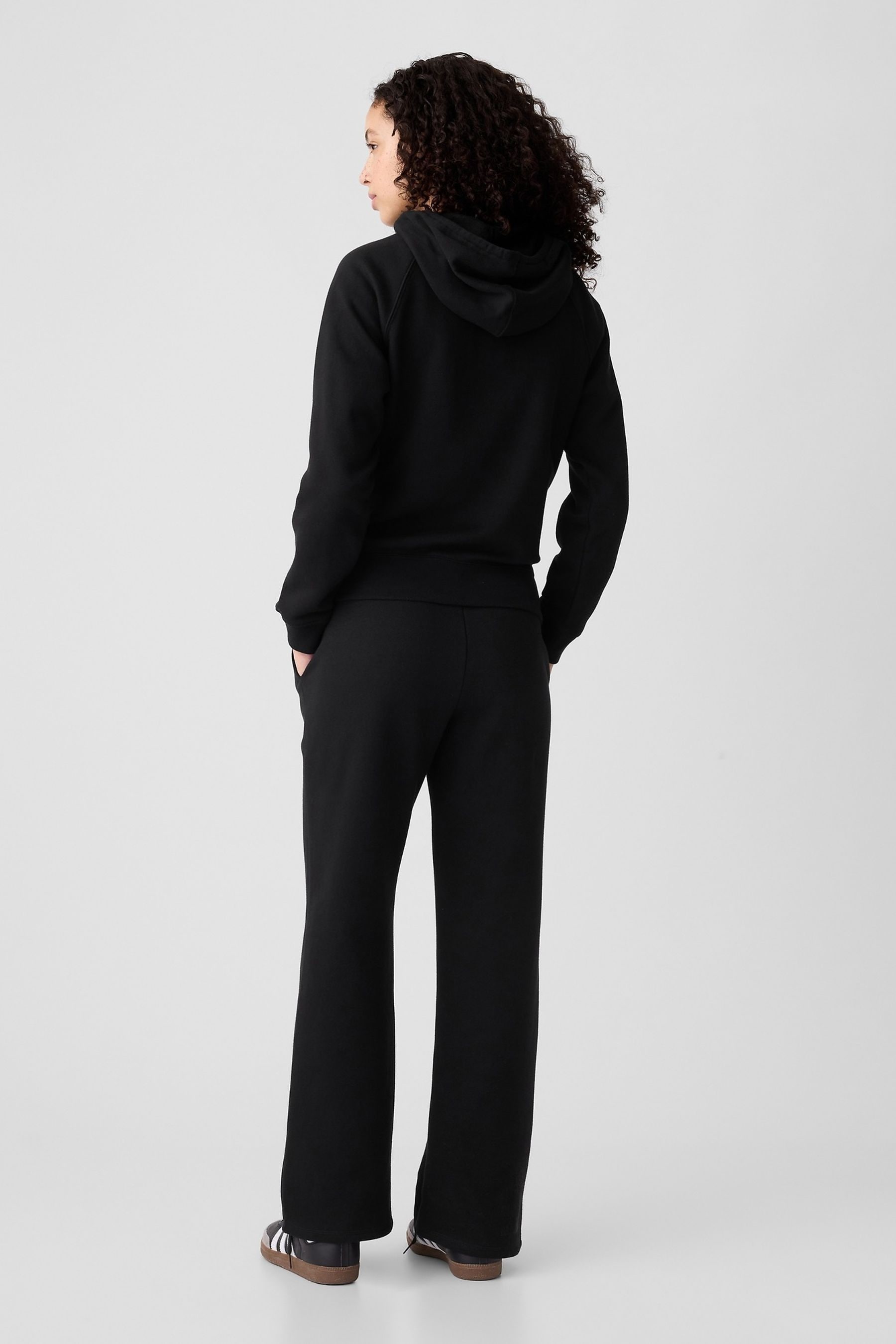 Gap hoodie with zipper shop