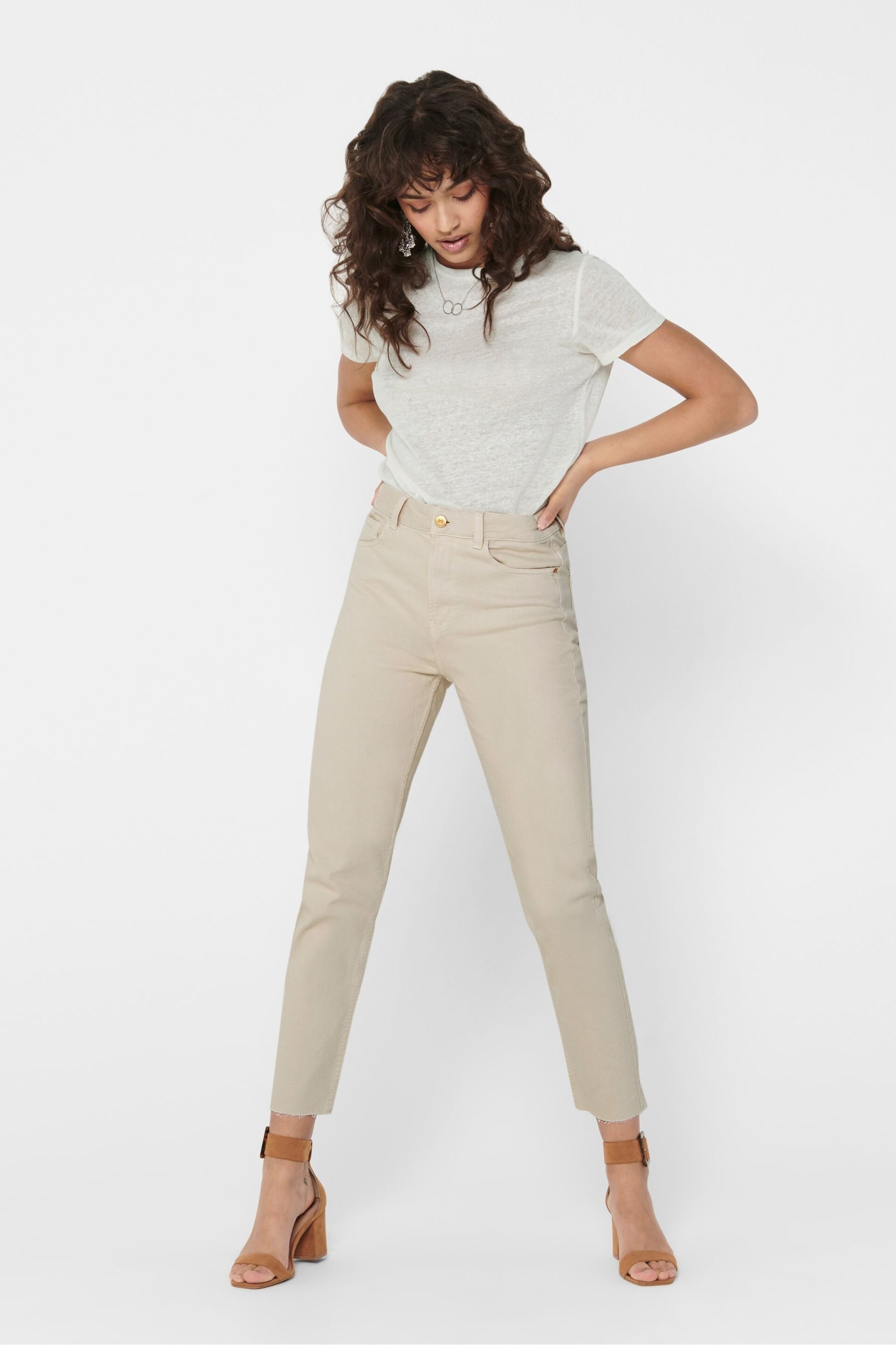 ONLY Ecru High Waist Raw Edge Mom Jeans - Image 2 of 5