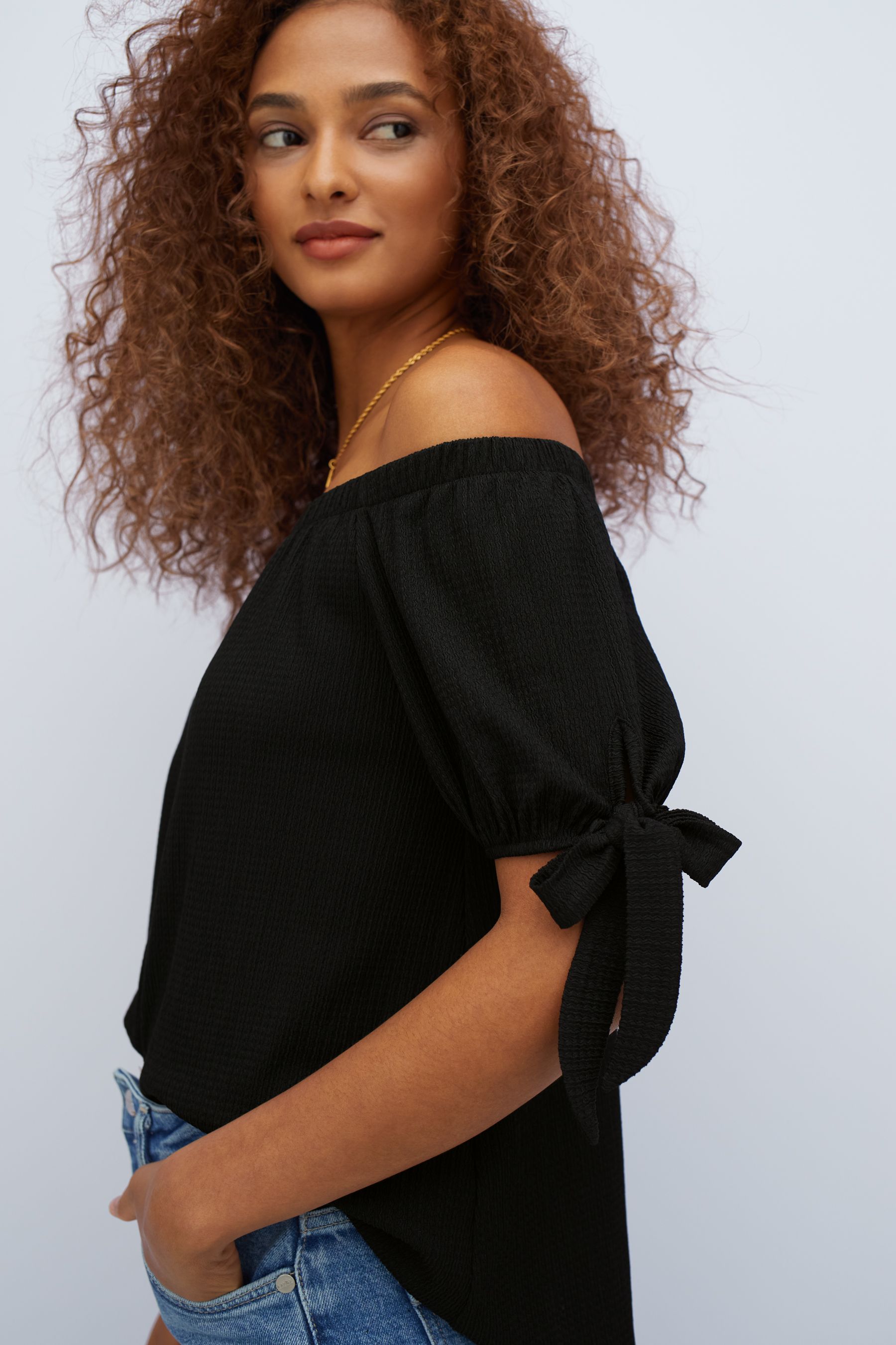 Black short sleeve bardot top top
