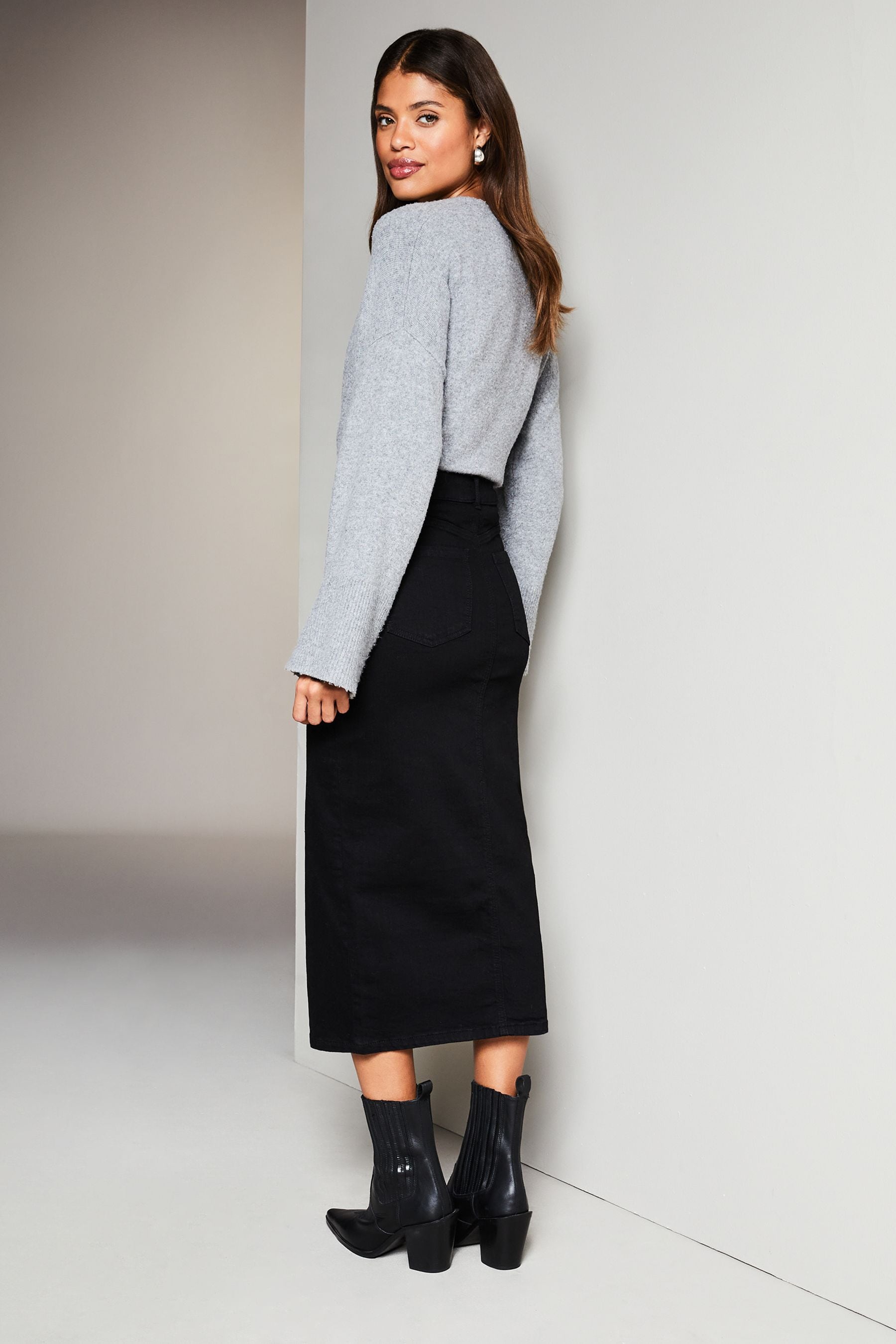 Black midi skirt next hot sale