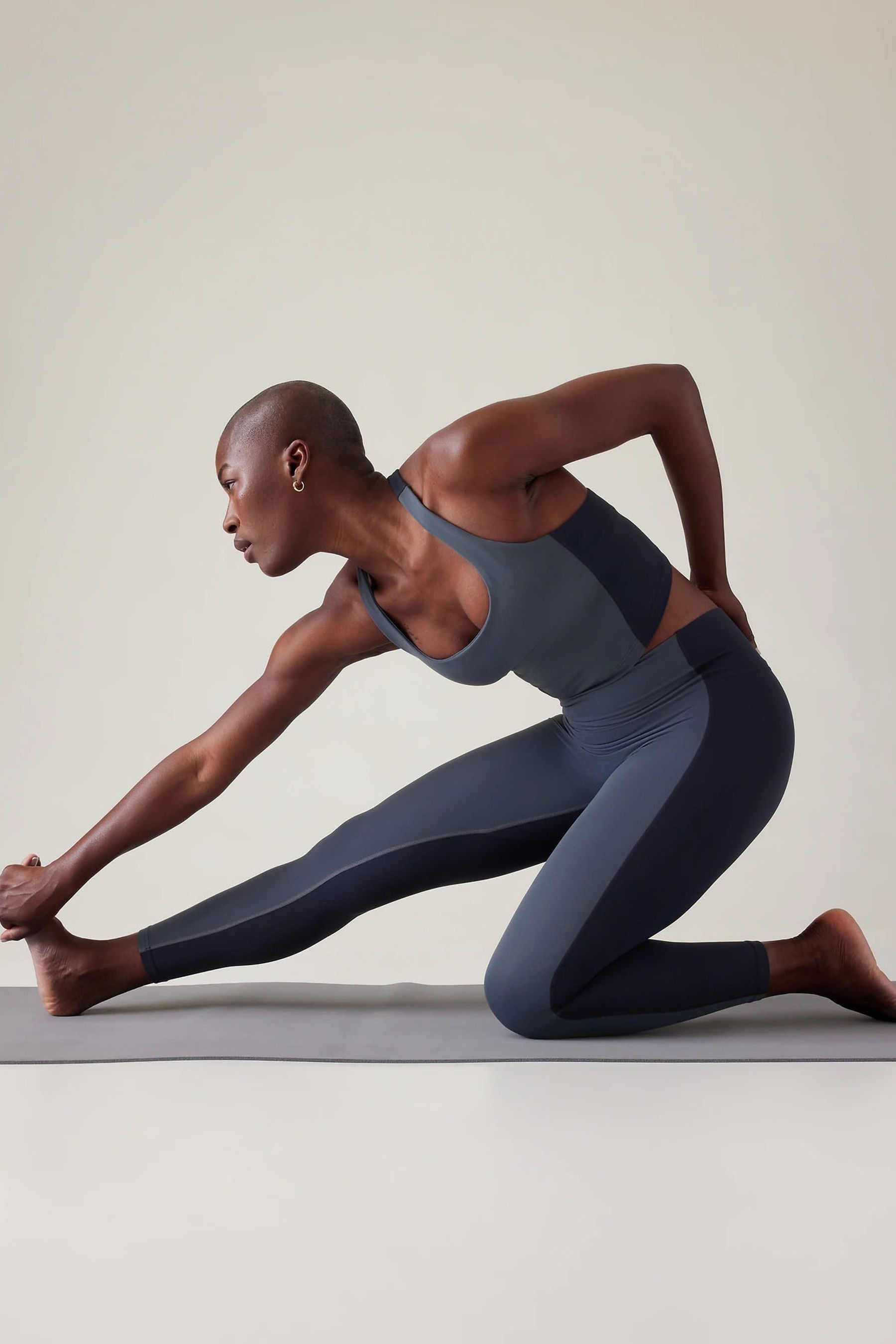 Buy Athleta Blue Transcend Colorblock 7 8 Leggings from Next Luxembourg