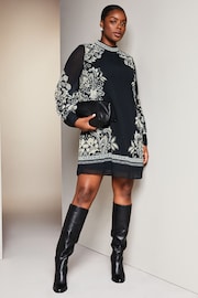 Lipsy Black/White Curve Placement Printed Long Sleeve Shift Mini Dress - Image 3 of 4