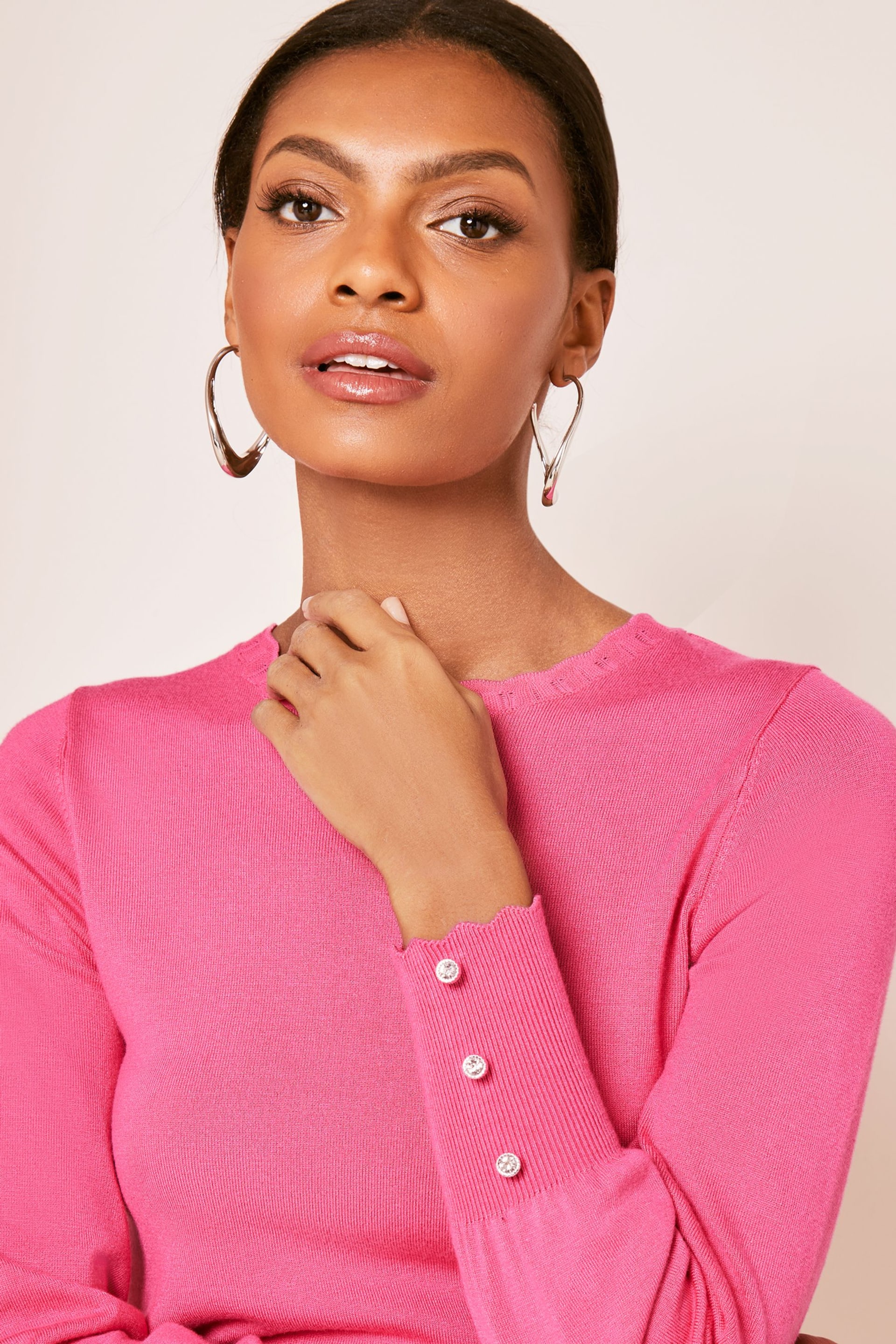 Lipsy Hot Pink Long Sleeve Scallop Detail Knitted Jumper - Image 4 of 4