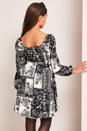 Lipsy Black/White Crinkle Jersey Square Neck Dress - Image 3 of 4