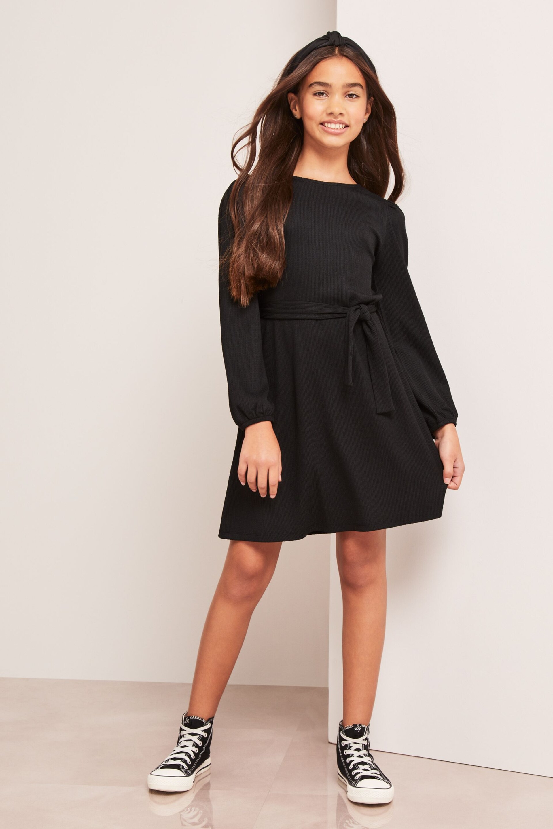Lipsy Black Crinkle Jersey Long Sleeve Dress - Image 2 of 4