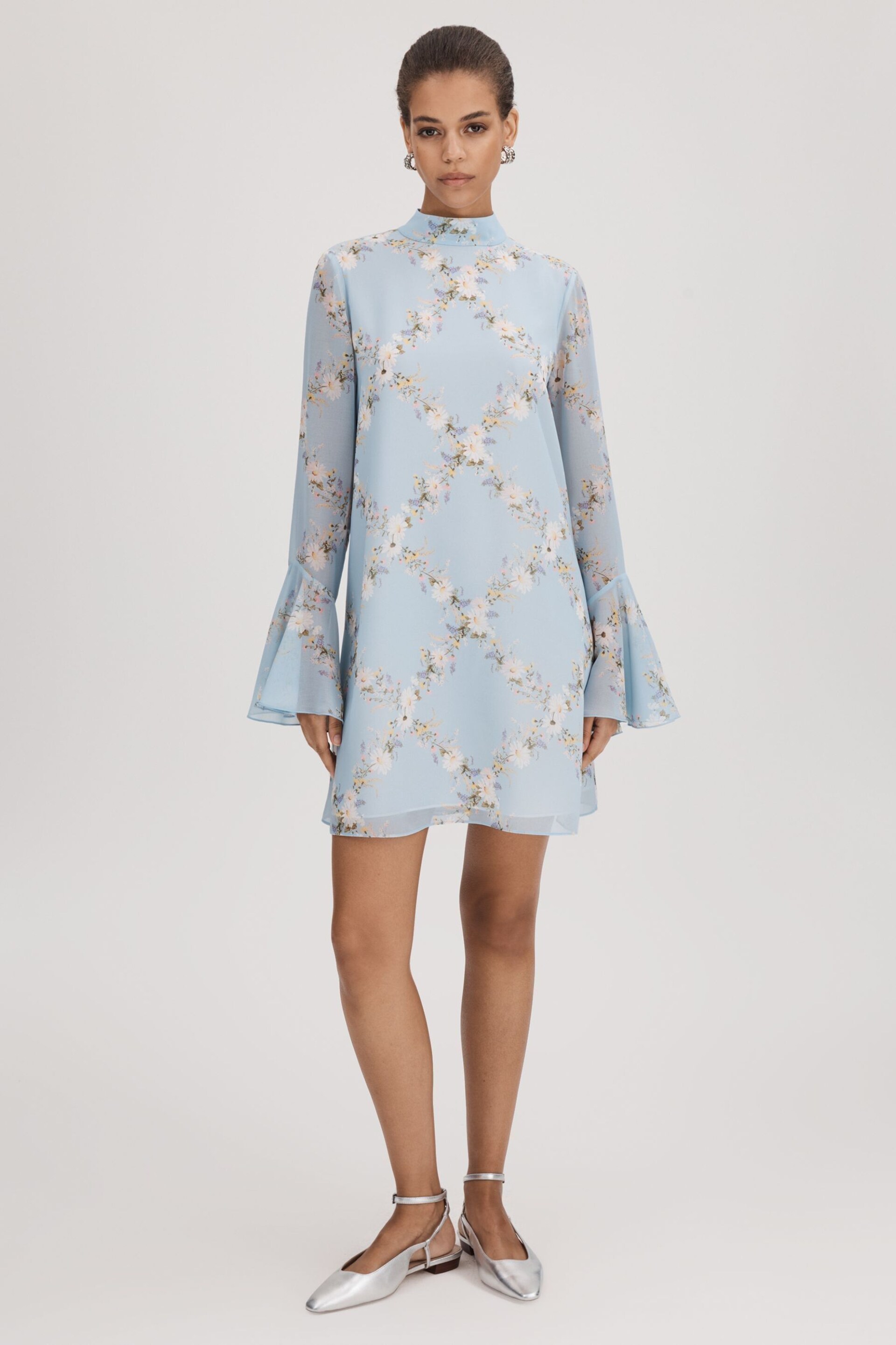 Florere Printed Fluted Sleeve Mini Dress - Image 4 of 6