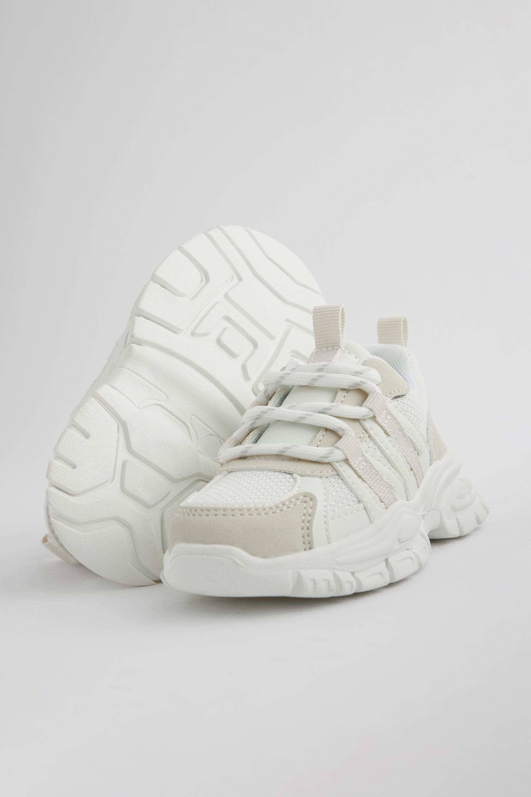 White chunky runners hot sale