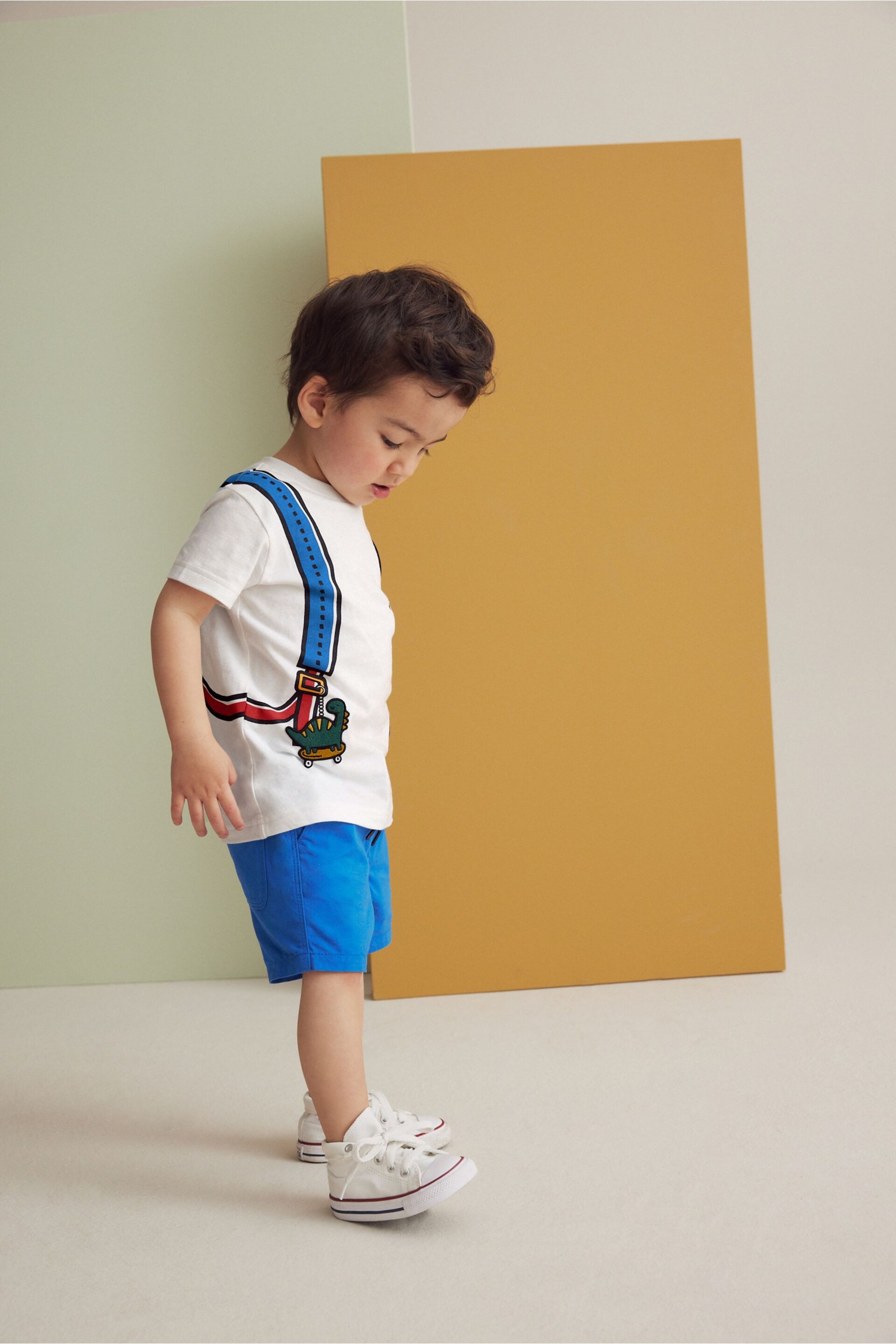 White Short Sleeve Printed BackPack T-Shirt (3mths-7yrs) - Image 3 of 8