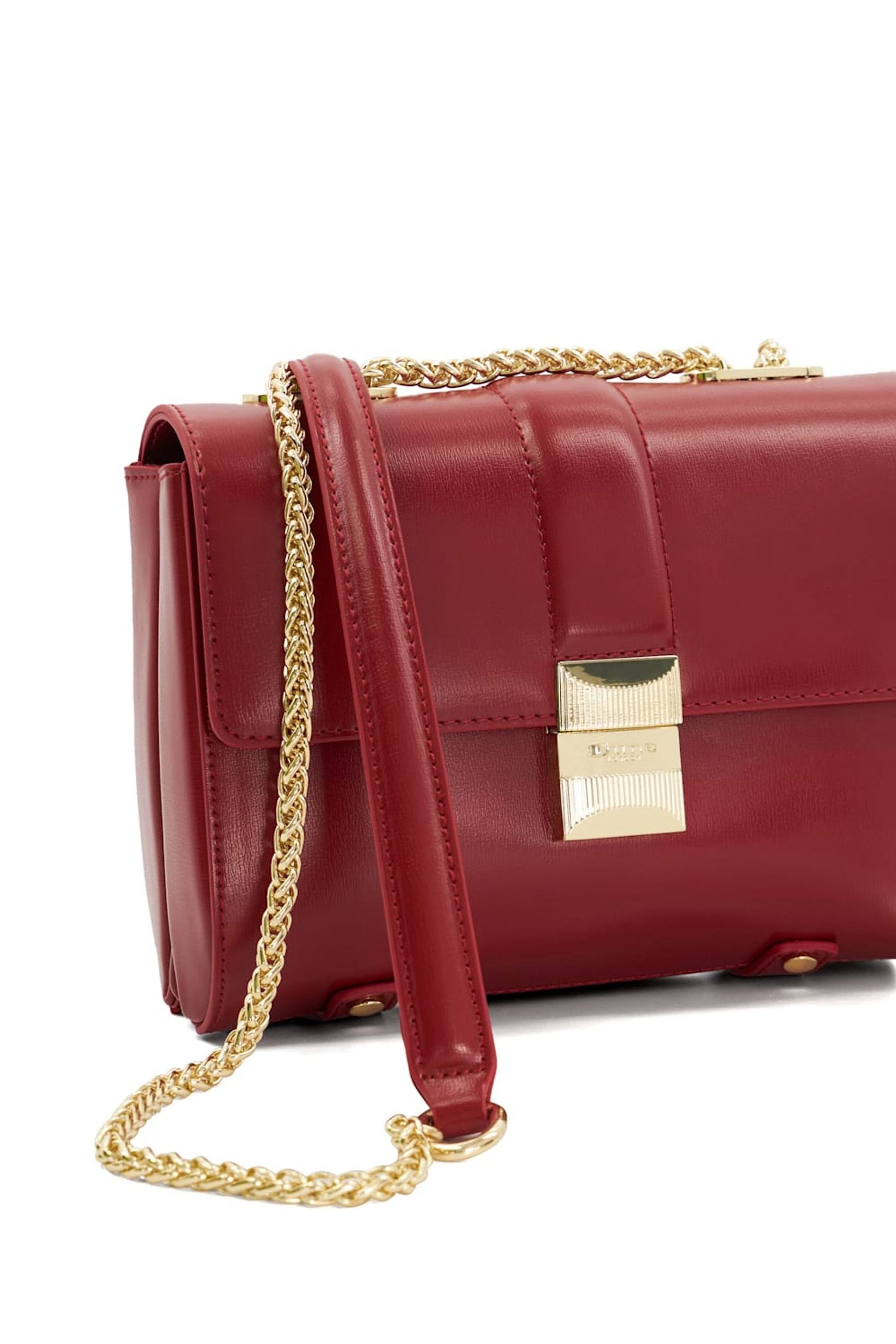 Red chain shoulder bag deals