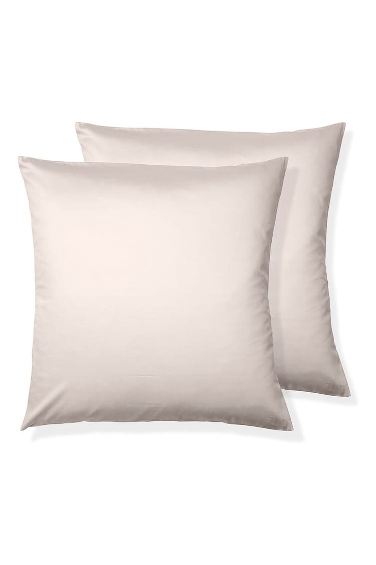 Bedfolk Set of 2 Pink Luxe 100% Cotton Square Pillowcases - Image 3 of 3