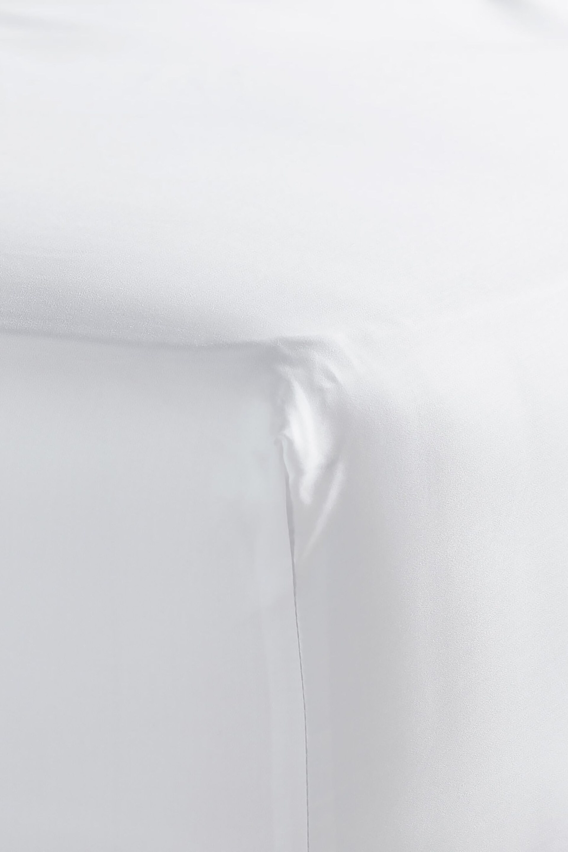 Bedfolk White Luxe Cotton Fitted Sheet - Image 1 of 4