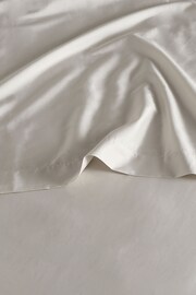 Bedfolk Natural Luxe Cotton Deep Fitted Sheet - Image 3 of 4