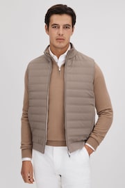 Reiss Mink Cranford Hybrid Quilt and Knit Zip-Through Gilet - Image 1 of 6