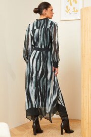 Love & Roses Grey Smudge Printed V Neck Belted Long Sleeve Midi Dress - Image 3 of 4