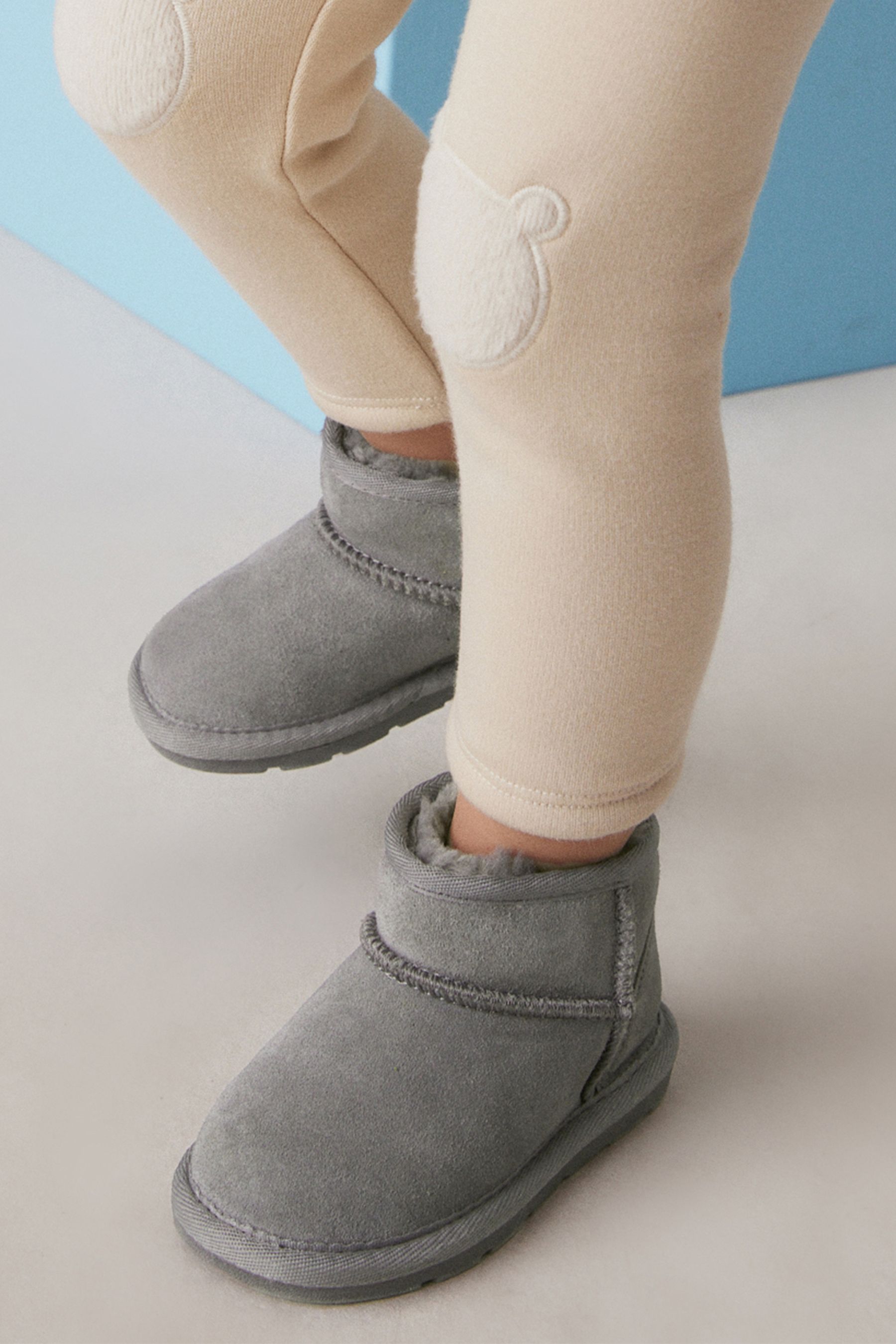 Grey pull on boots shop