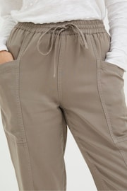 FatFace Brown Lyme Cargo Cuffed Joggers - Image 4 of 5