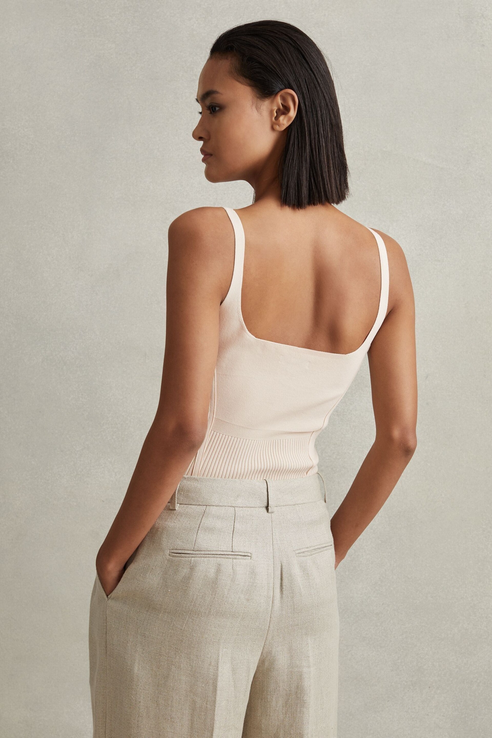 Reiss Nude Verity Ribbed Seam Detail Vest - Image 5 of 6
